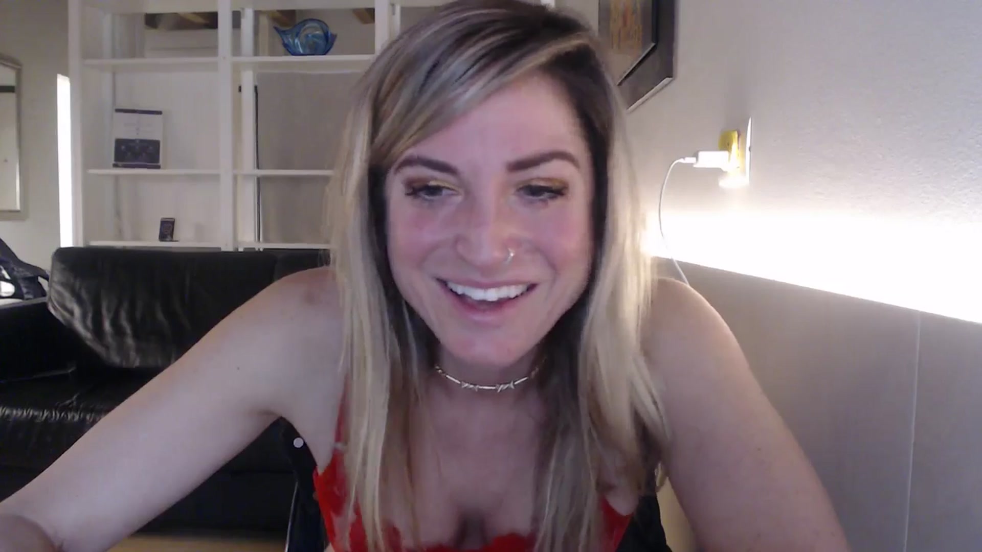 Gallery image thumbnail from Kennyxo's myfreecams stream on, 12/20/2025, 09:25 image 9 of 20