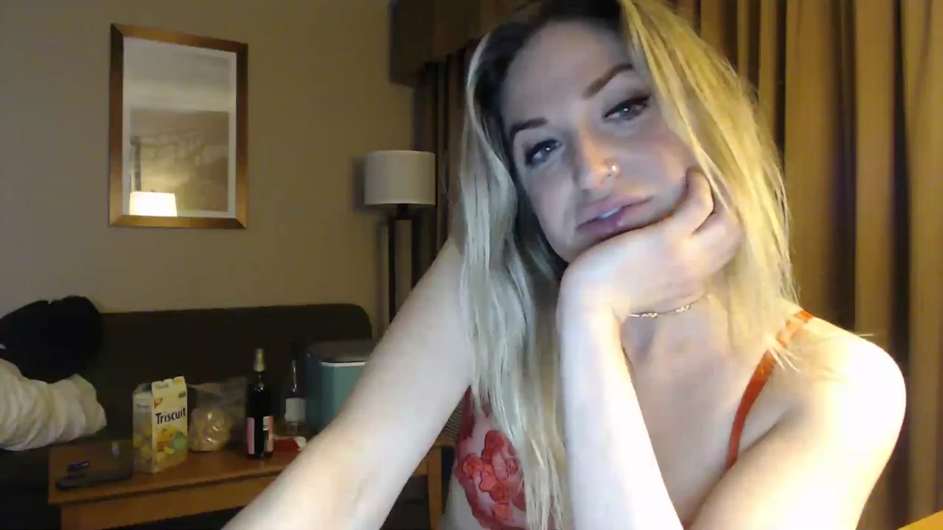 Gallery image thumbnail from Kennyxo's myfreecams stream on, 01/02/2026, 05:09 image 15 of 20