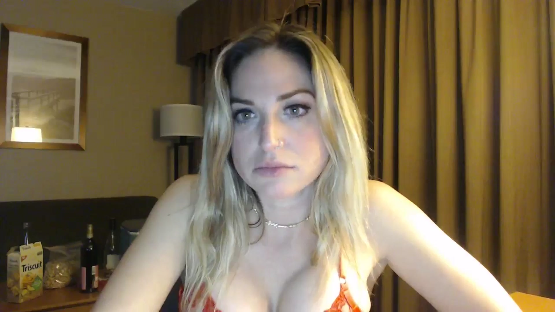 Gallery image thumbnail from Kennyxo's myfreecams stream on, 01/02/2026, 05:29 image 19 of 20
