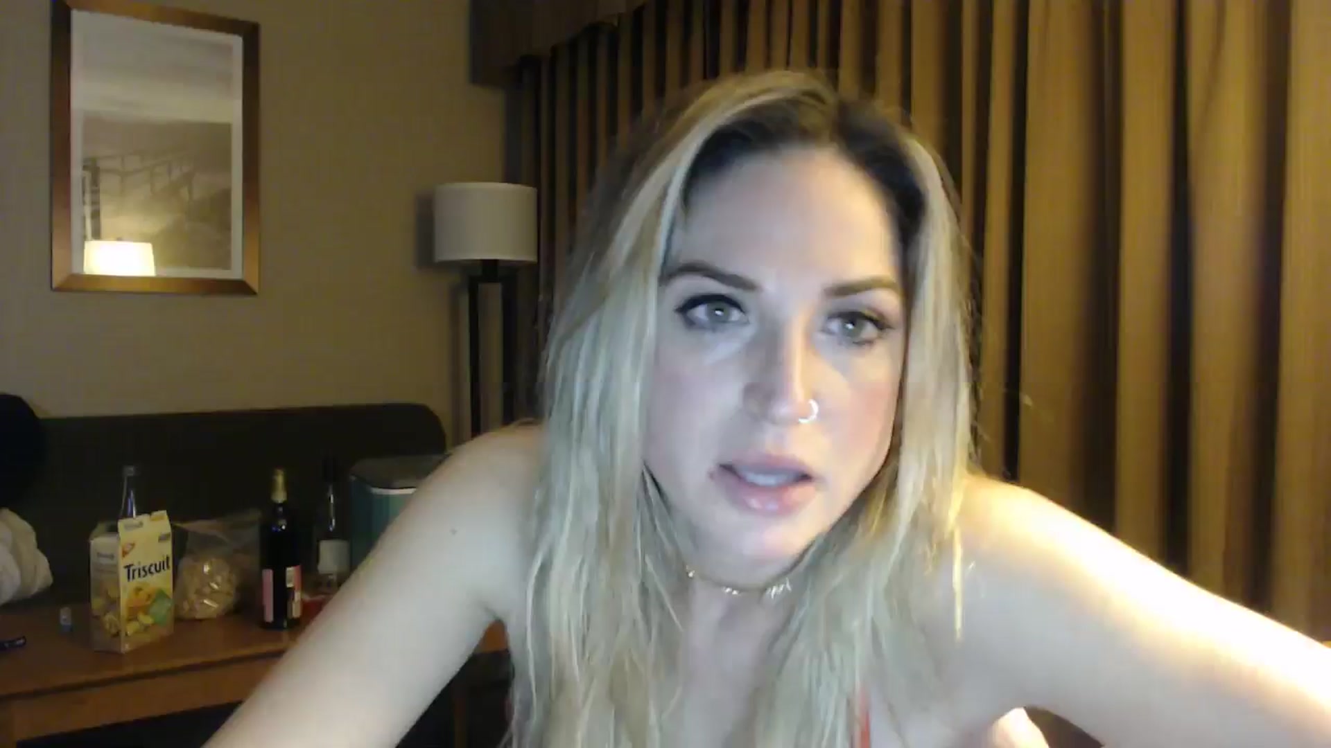 Gallery image thumbnail from Kennyxo's myfreecams stream on, 01/02/2026, 05:29 image 1 of 20