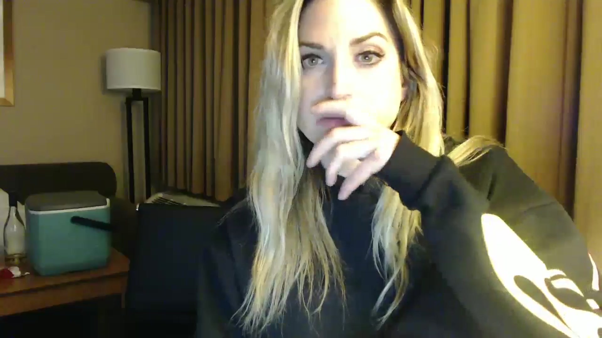 Gallery image thumbnail from Kennyxo's myfreecams stream on, 01/02/2026, 09:24 image 6 of 20