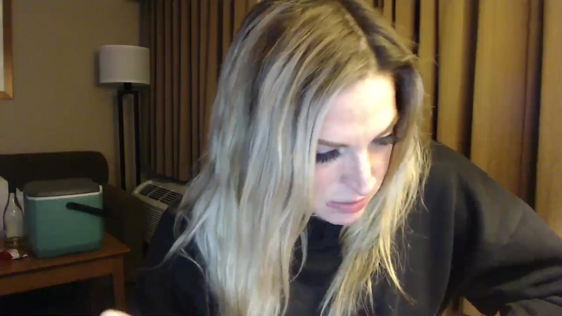 Gallery image thumbnail from Kennyxo's myfreecams stream on, 01/02/2026, 09:24 image 16 of 20