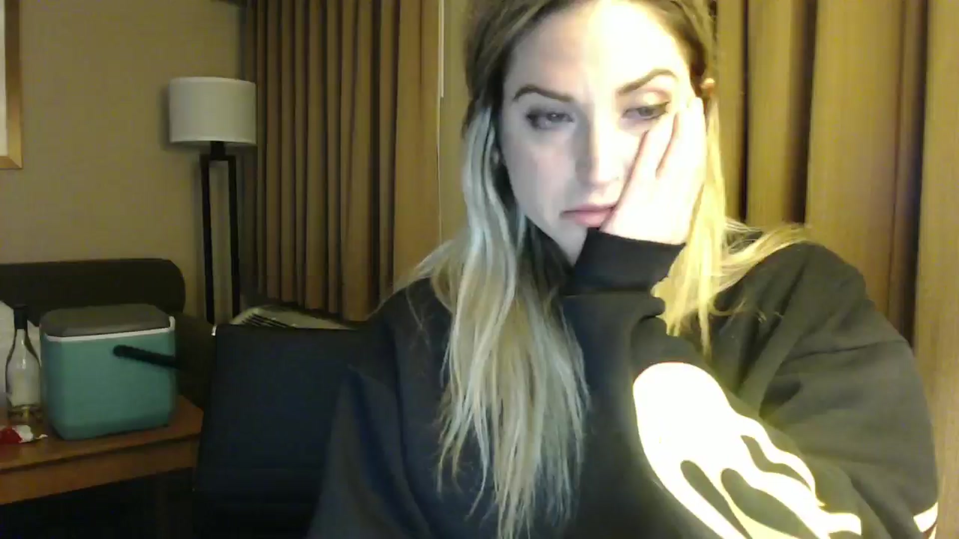 Gallery image thumbnail from Kennyxo's myfreecams stream on, 01/02/2026, 09:24 image 4 of 20