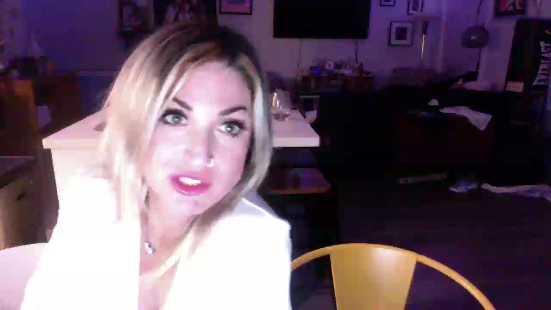 Gallery image thumbnail from Kennyxo's myfreecams stream on, 07/11/2026, 10:39 image 12 of 20