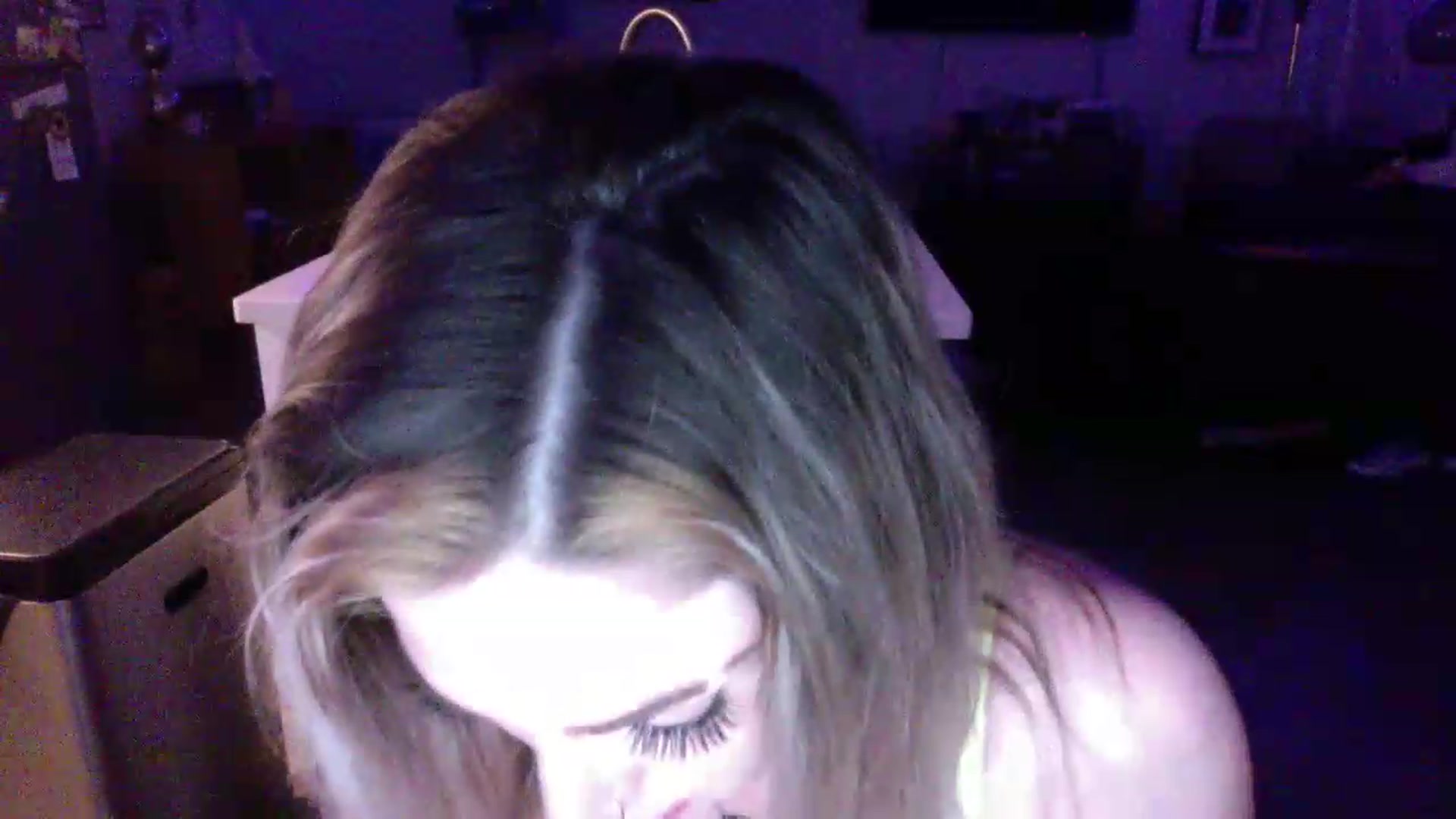 Gallery image thumbnail from Kennyxo's myfreecams stream on, 07/12/2026, 11:05 image 3 of 20