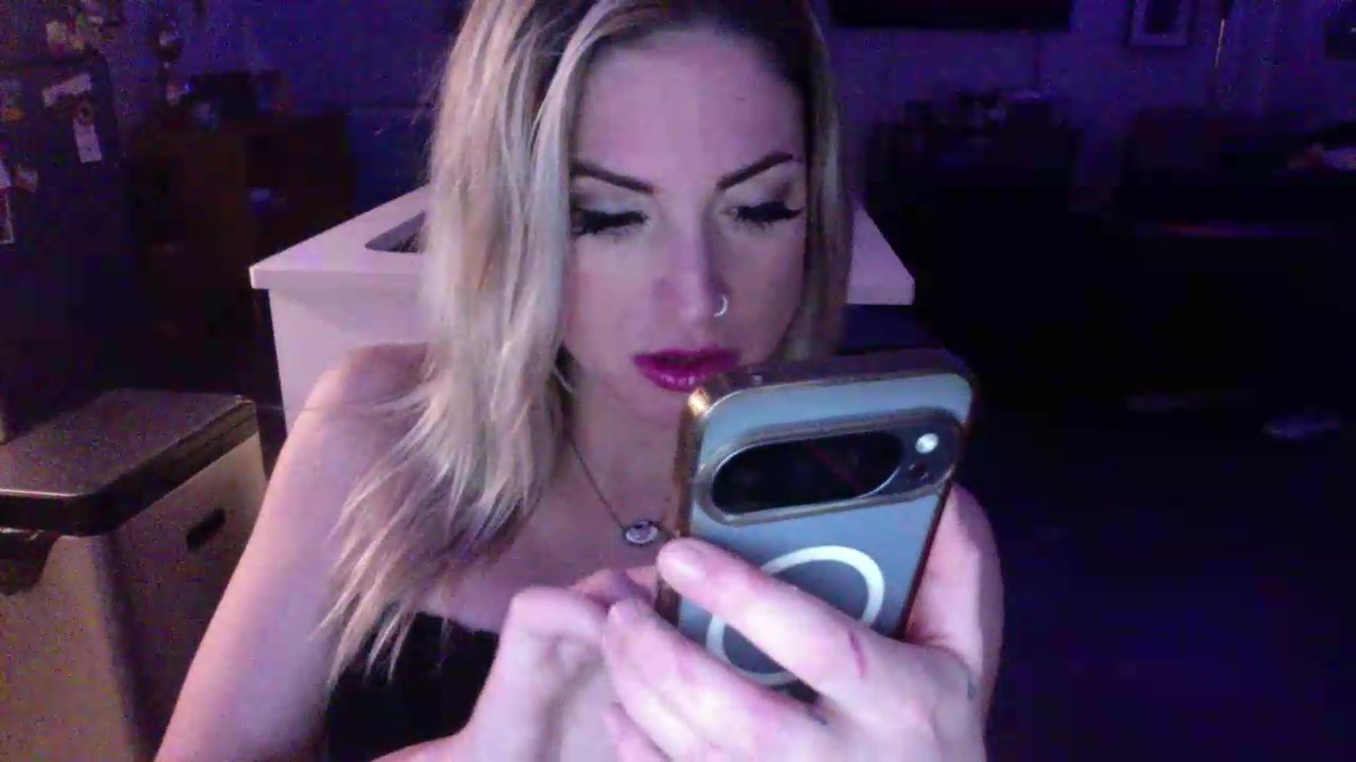 Gallery image thumbnail from Kennyxo's myfreecams stream on, 07/12/2026, 11:05 image 5 of 20