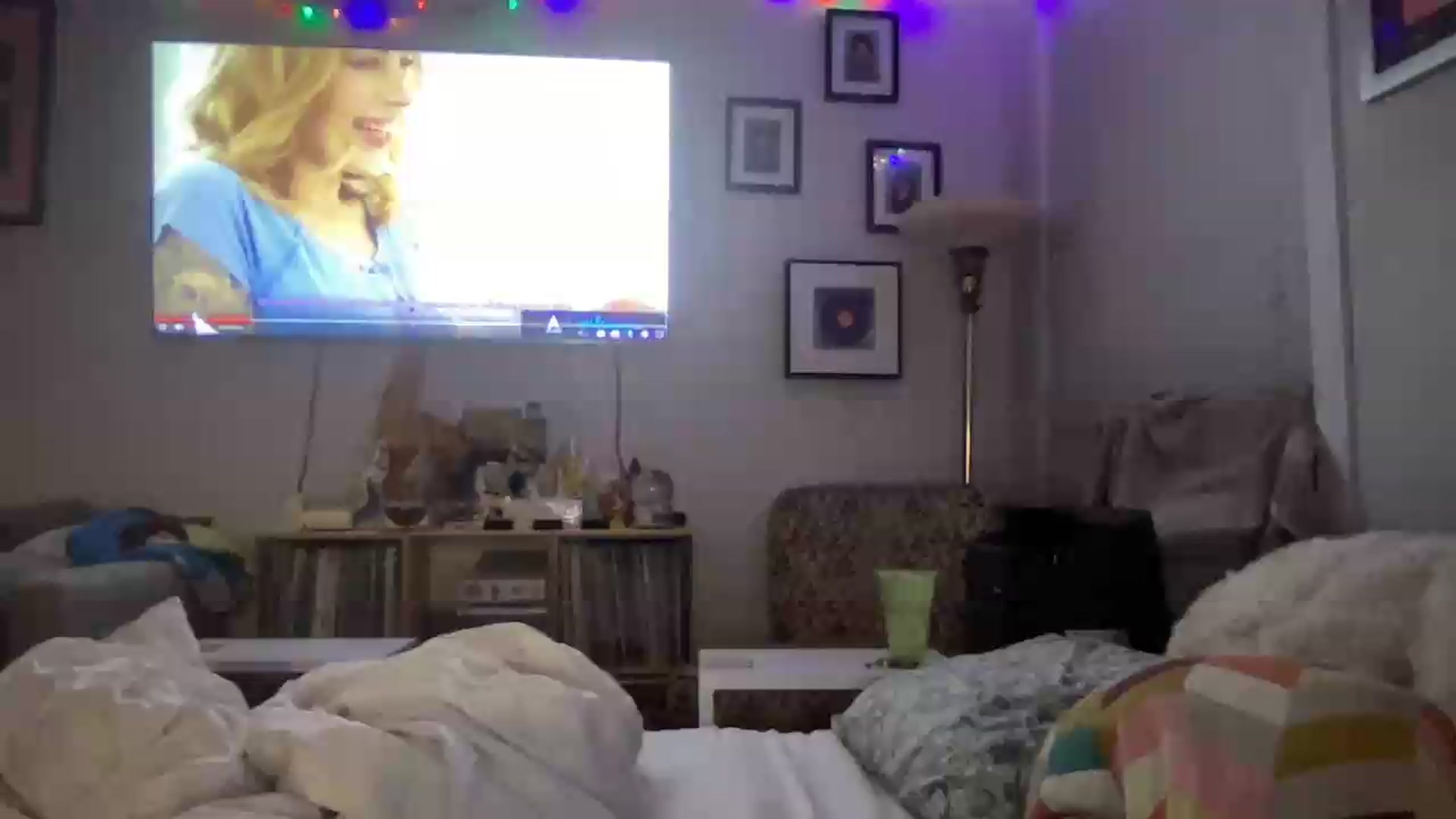 Gallery image thumbnail from Kennyxo's myfreecams stream on, 08/06/2026, 08:14 image 9 of 20