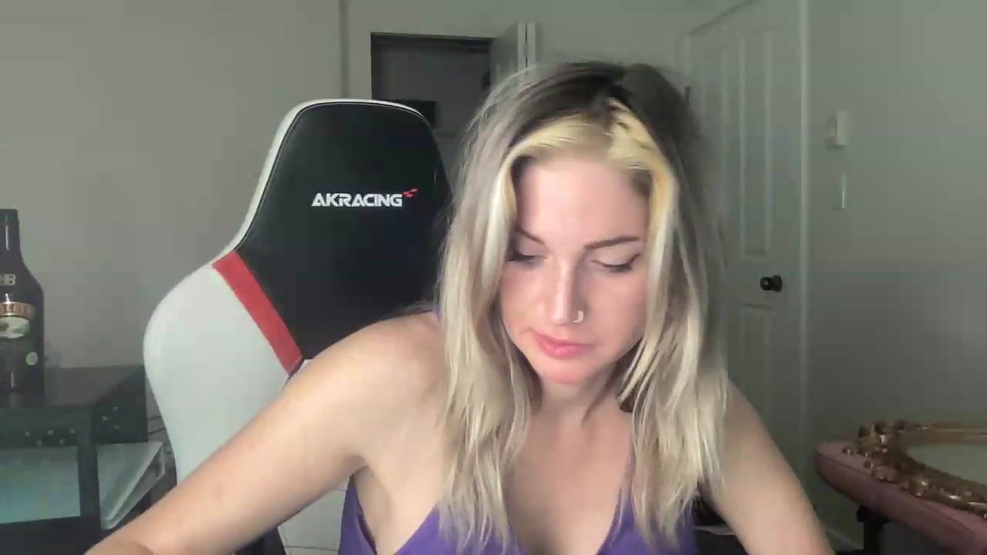 Gallery image thumbnail from Kennyxo's myfreecams stream on, 08/12/2026, 07:34 image 7 of 20