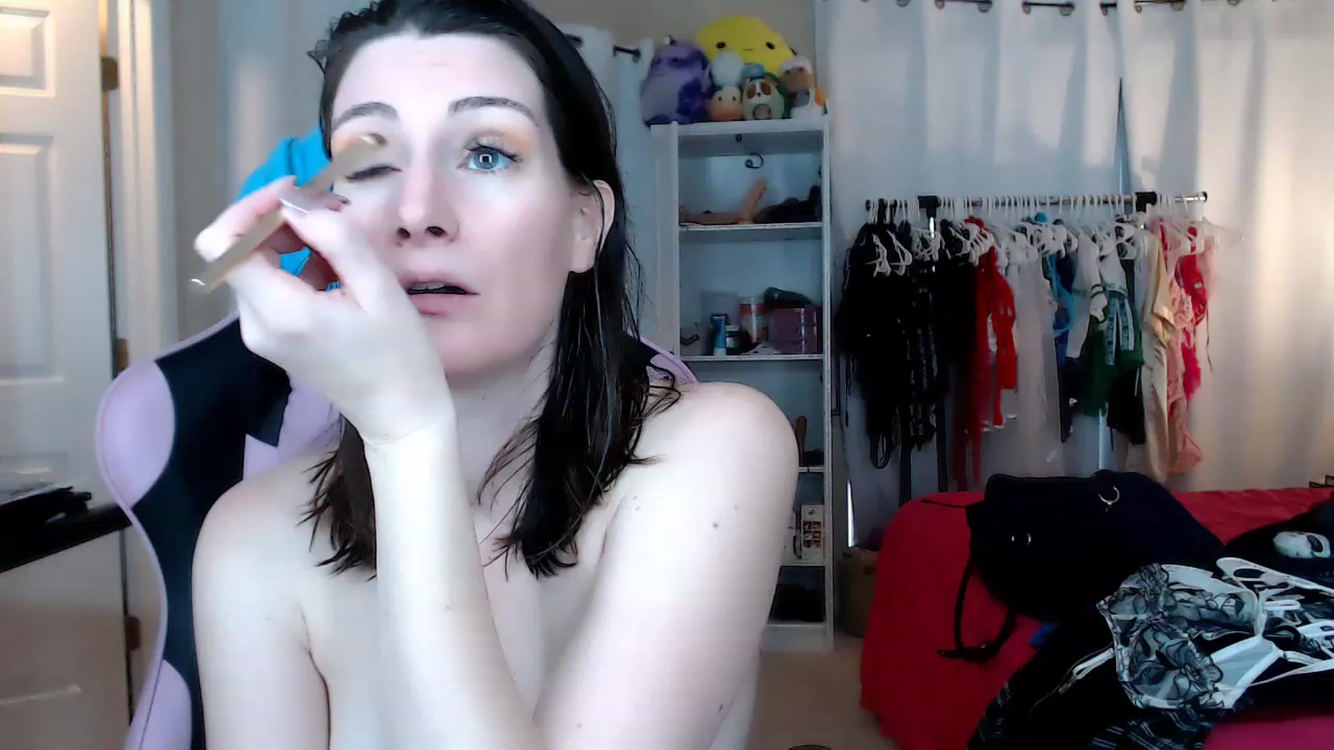 Gallery image thumbnail from KenzieCams's myfreecams stream on, 11/17/2022, 18:13 image 11 of 20