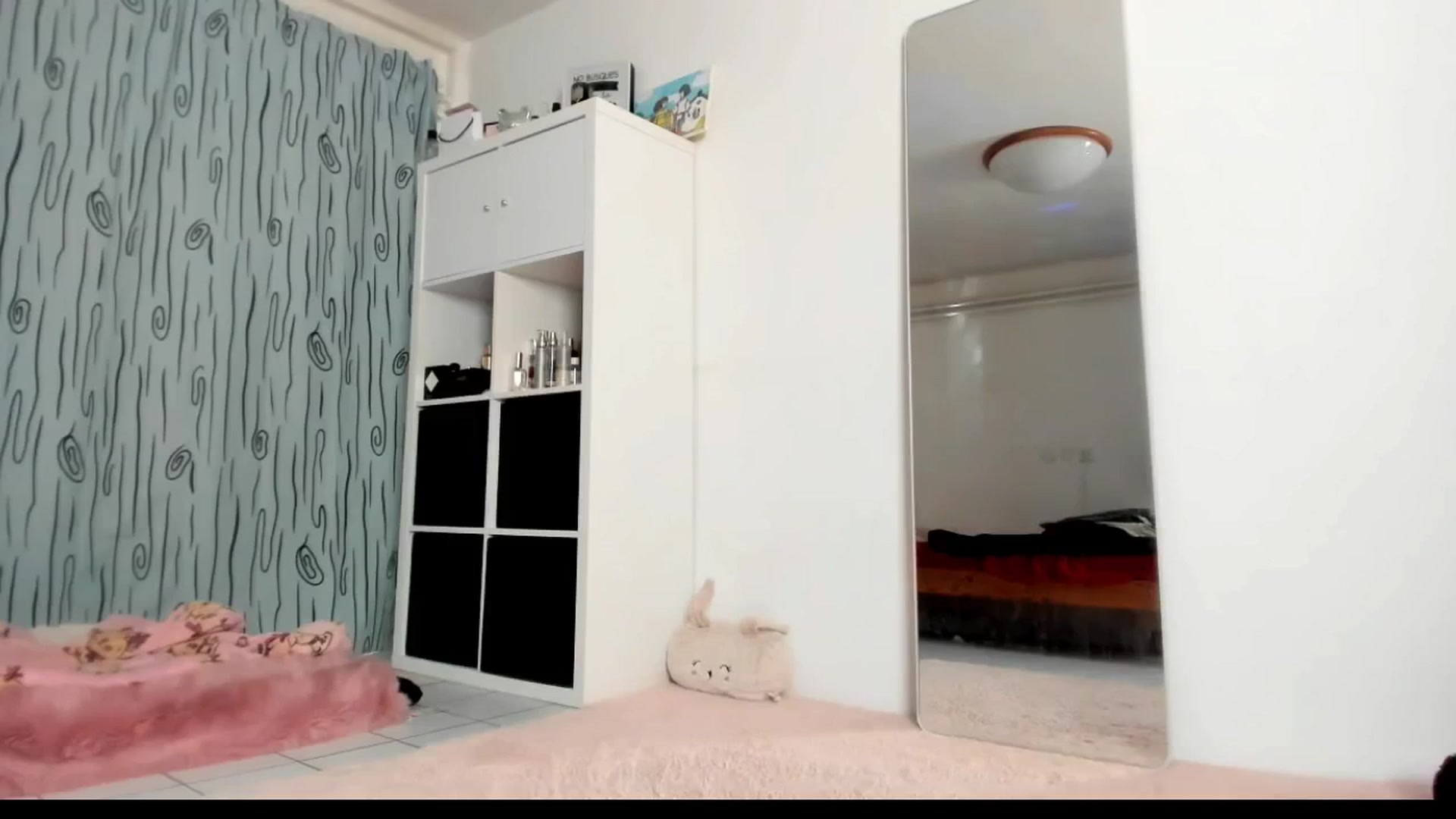 Gallery image thumbnail from KenzieDawton's myfreecams stream on, 04/20/2025, 07:36 image 8 of 20