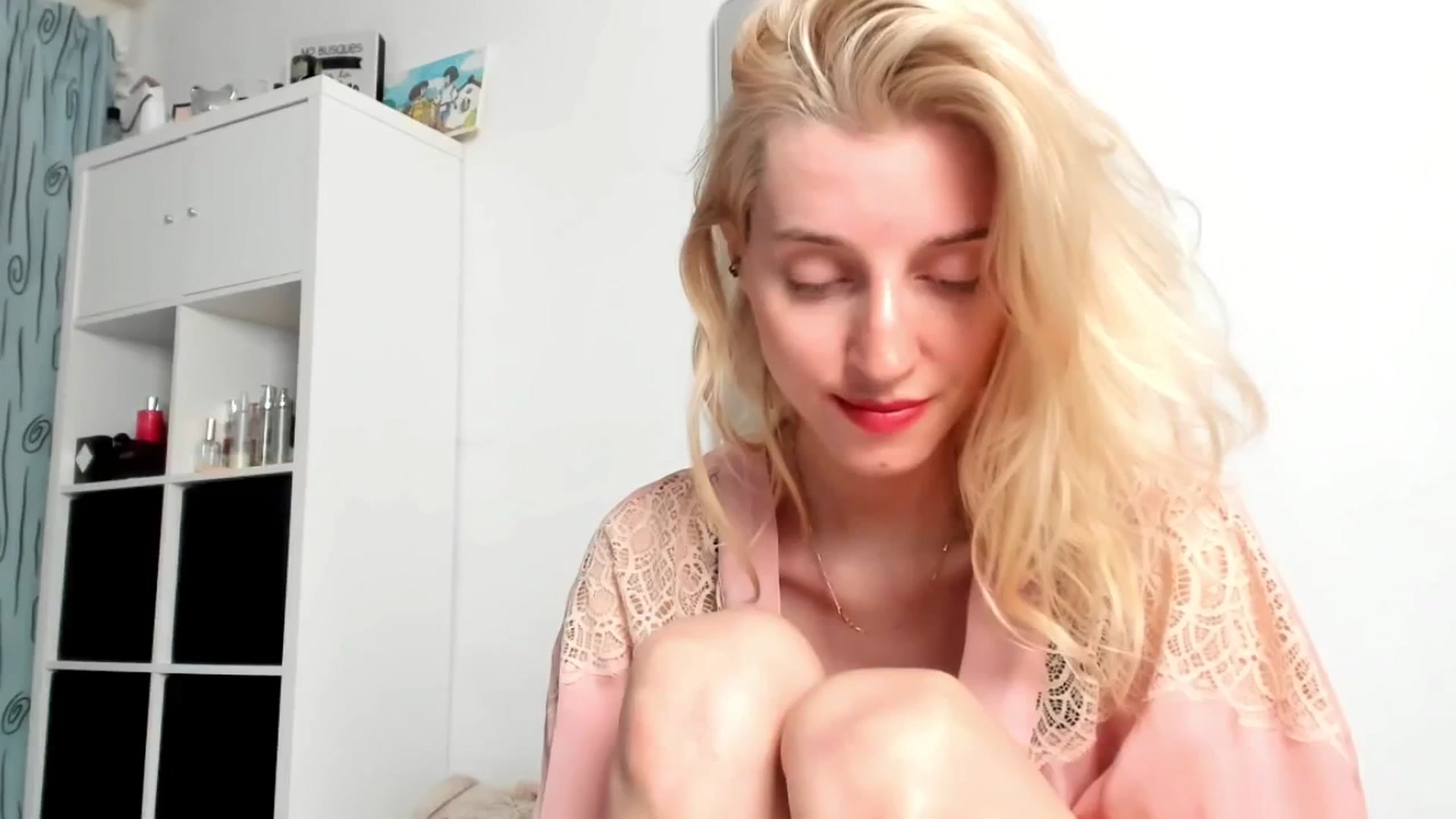 Gallery image thumbnail from KenzieDawton's myfreecams stream on, 06/07/2025, 15:15 image 16 of 20