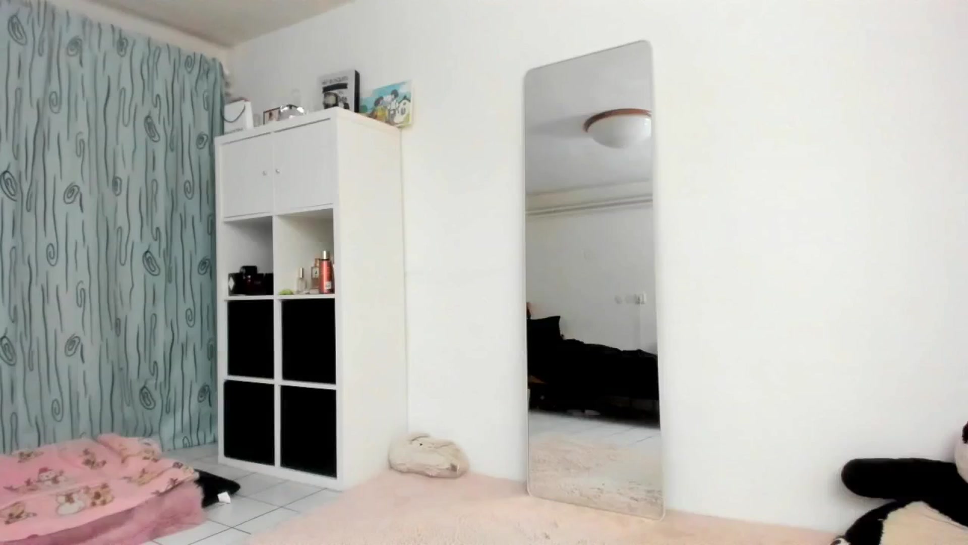 Gallery image thumbnail from KenzieDawton's myfreecams stream on, 04/22/2026, 17:10 image 5 of 20