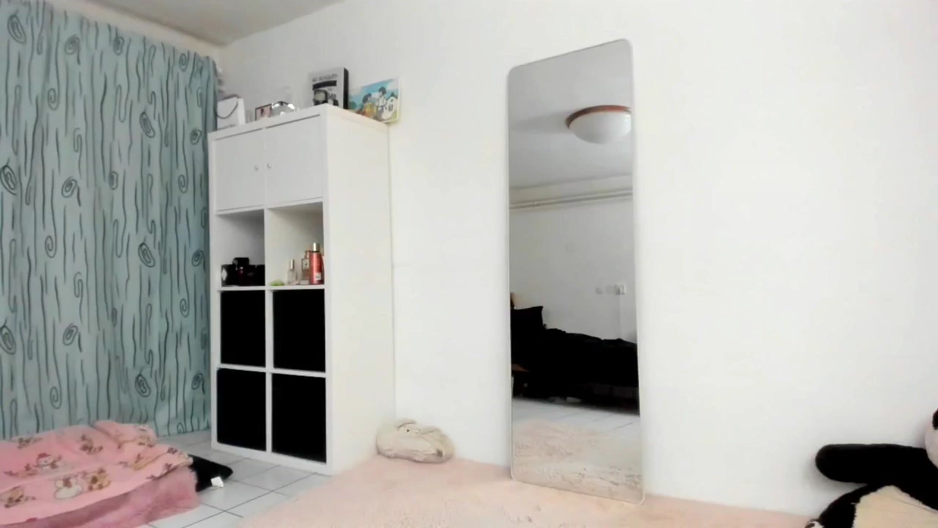 Gallery image thumbnail from KenzieDawton's myfreecams stream on, 04/22/2026, 17:10 image 3 of 20