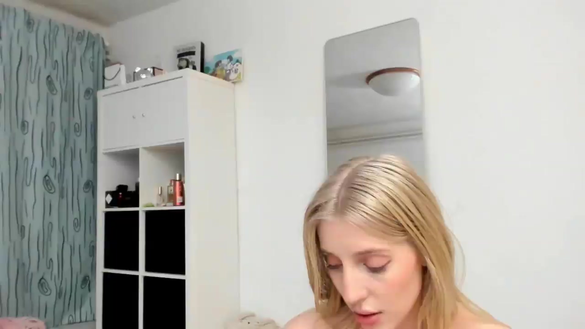 Gallery image thumbnail from KenzieDawton's myfreecams stream on, 05/16/2026, 20:31 image 20 of 20