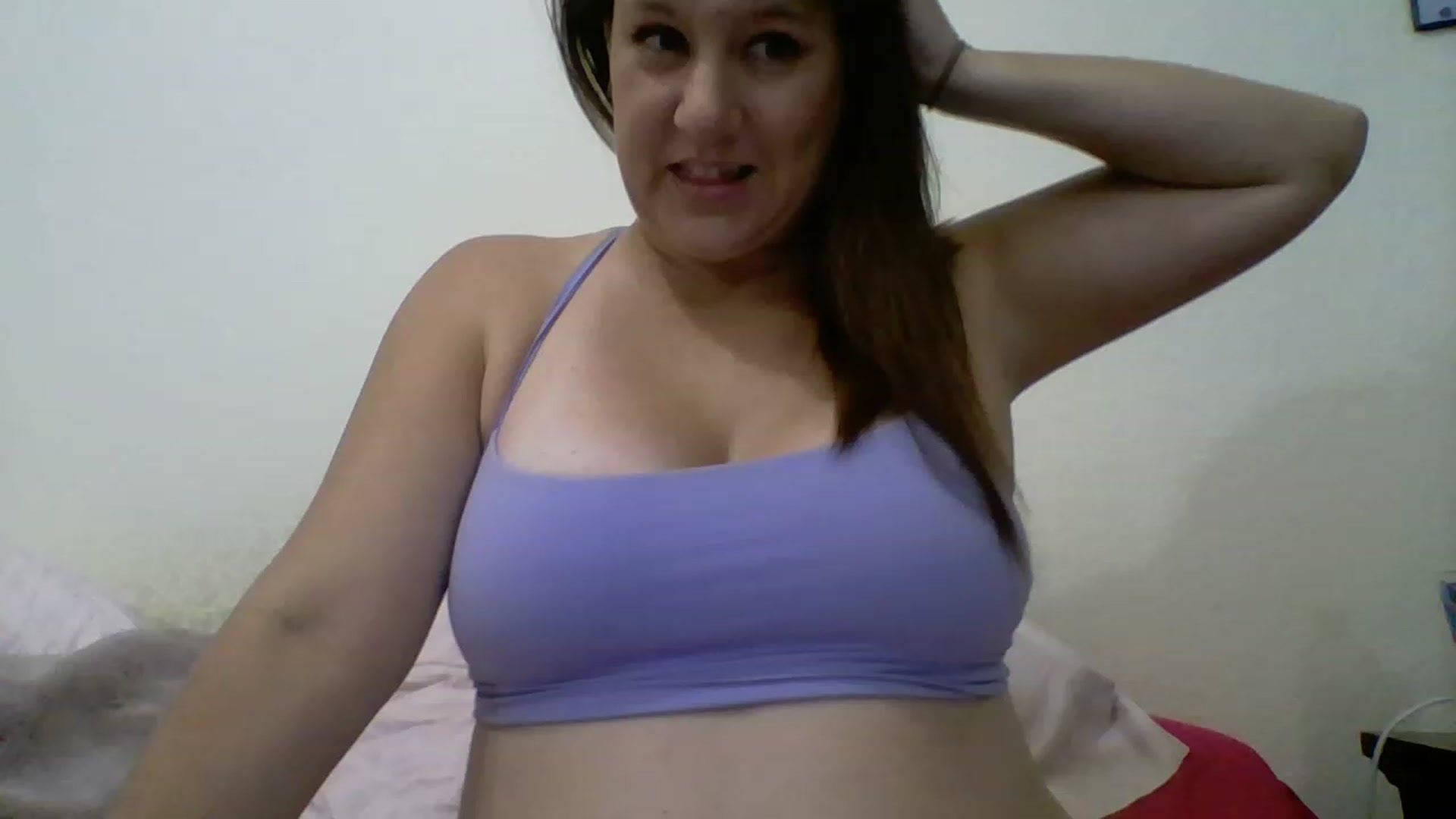 Gallery image thumbnail from Kenzie_leigh's myfreecams stream on, 12/07/2022, 20:37 image 5 of 20