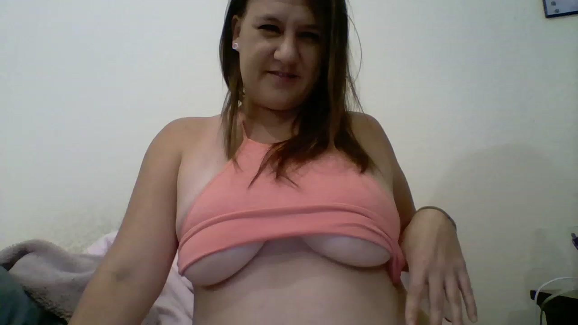 Gallery image thumbnail from Kenzie_leigh's myfreecams stream on, 12/09/2022, 21:41 image 13 of 20