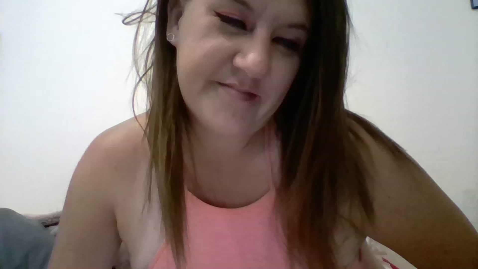 Gallery image thumbnail from Kenzie_leigh's myfreecams stream on, 12/09/2022, 21:41 image 20 of 20
