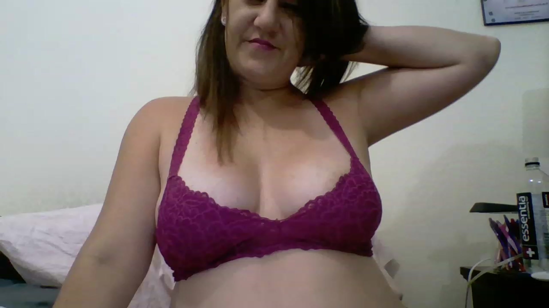Gallery image thumbnail from Kenzie_leigh's myfreecams stream on, 12/10/2022, 20:11 image 13 of 20