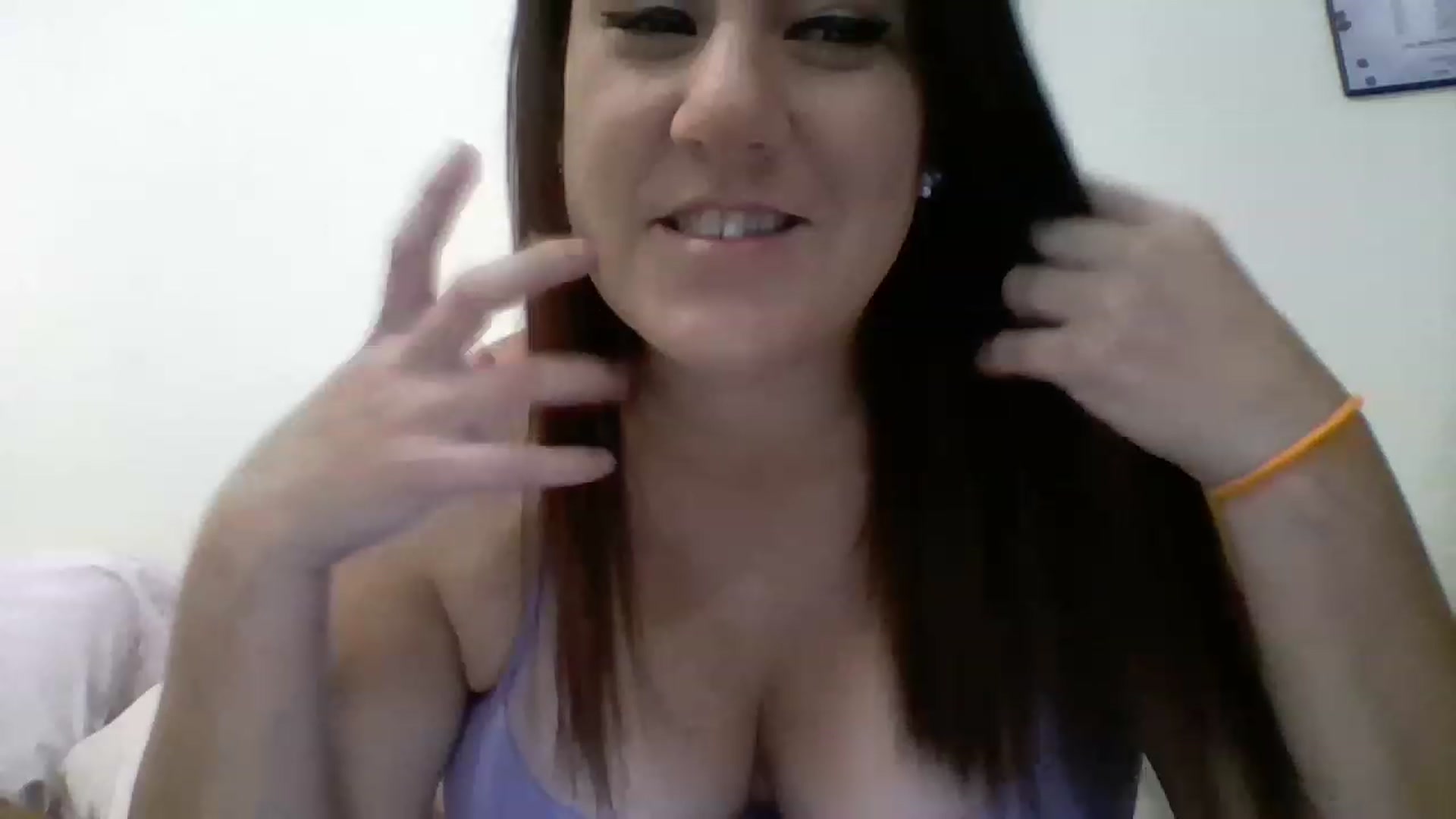 Gallery image thumbnail from Kenzie_leigh's myfreecams stream on, 12/11/2022, 20:39 image 2 of 20