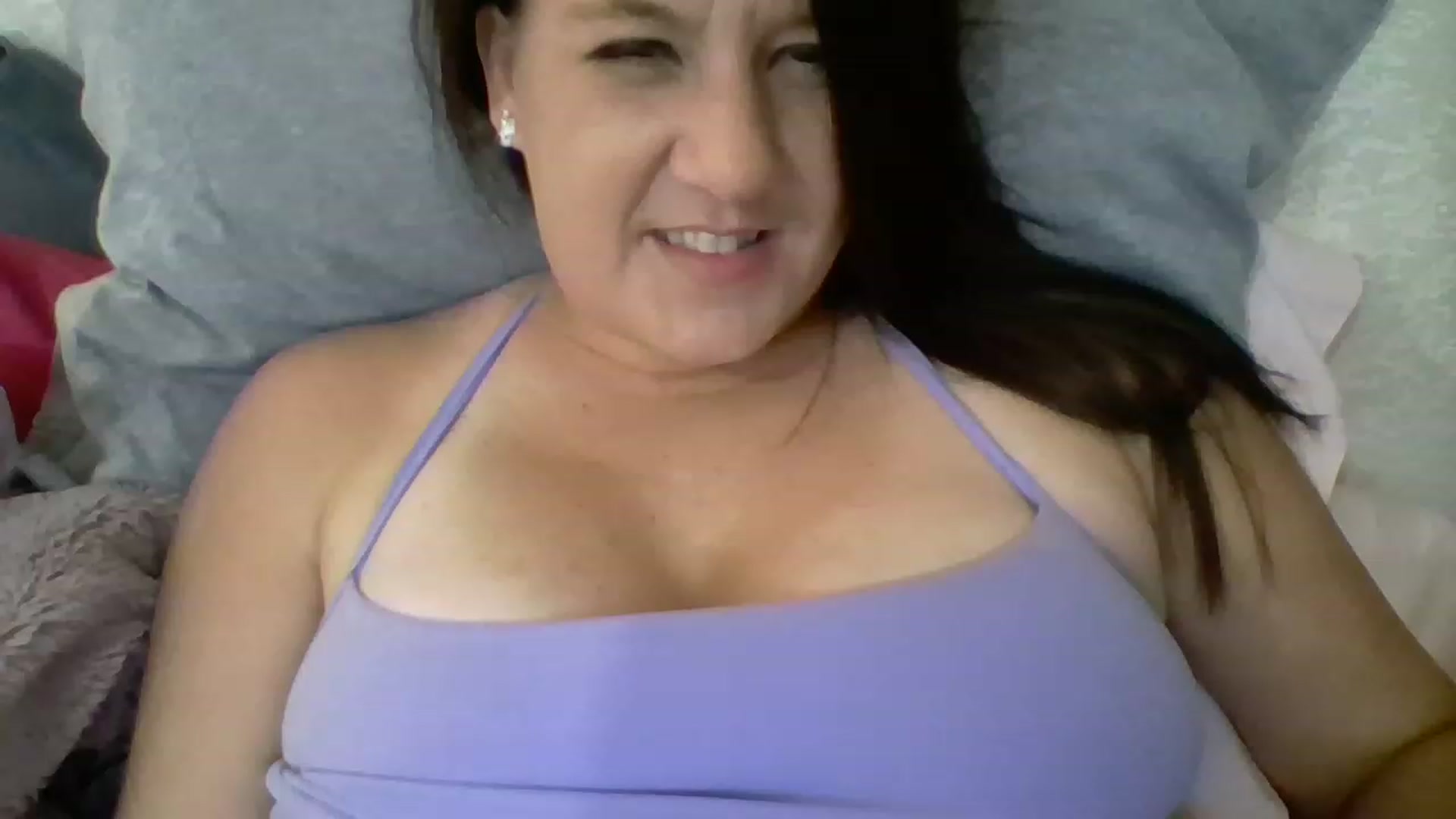 Gallery image thumbnail from Kenzie_leigh's myfreecams stream on, 12/11/2022, 21:11 image 3 of 20