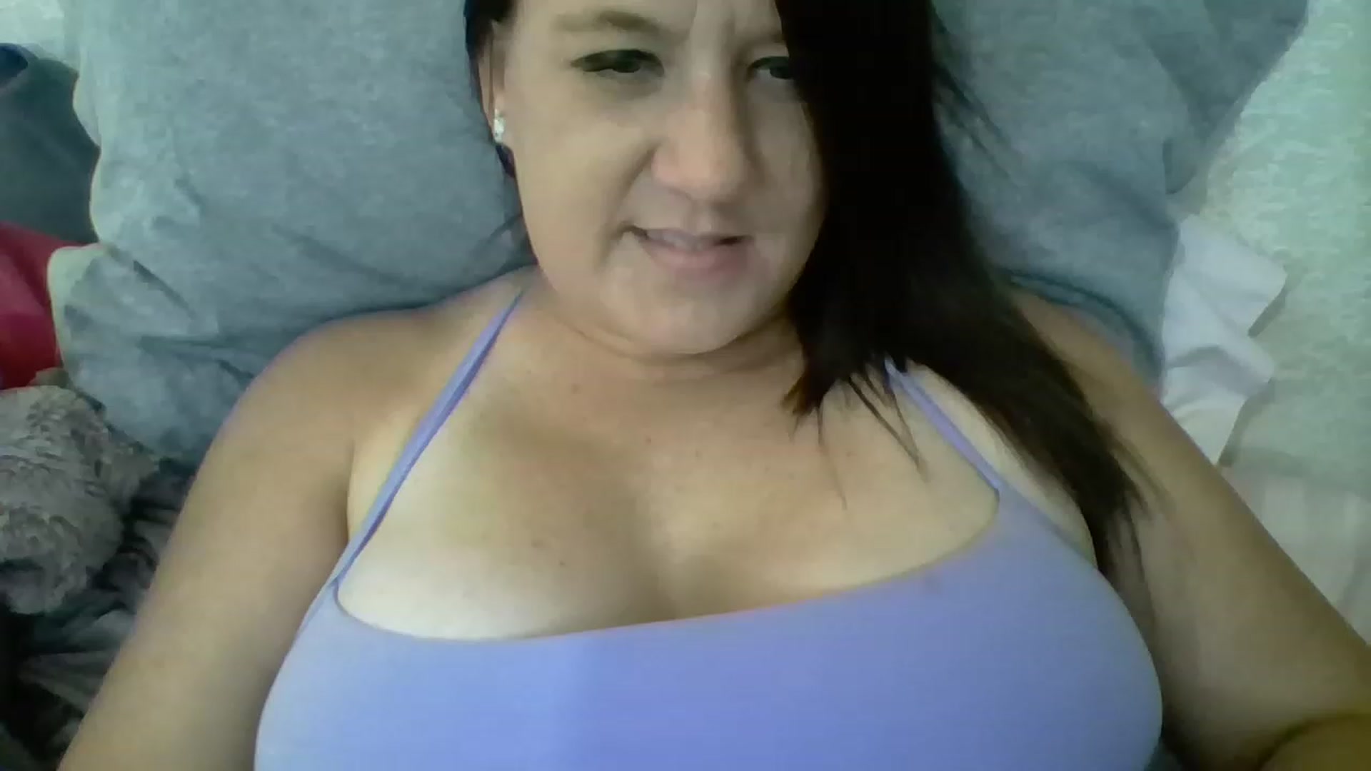 Gallery image thumbnail from Kenzie_leigh's myfreecams stream on, 12/11/2022, 21:25 image 2 of 20