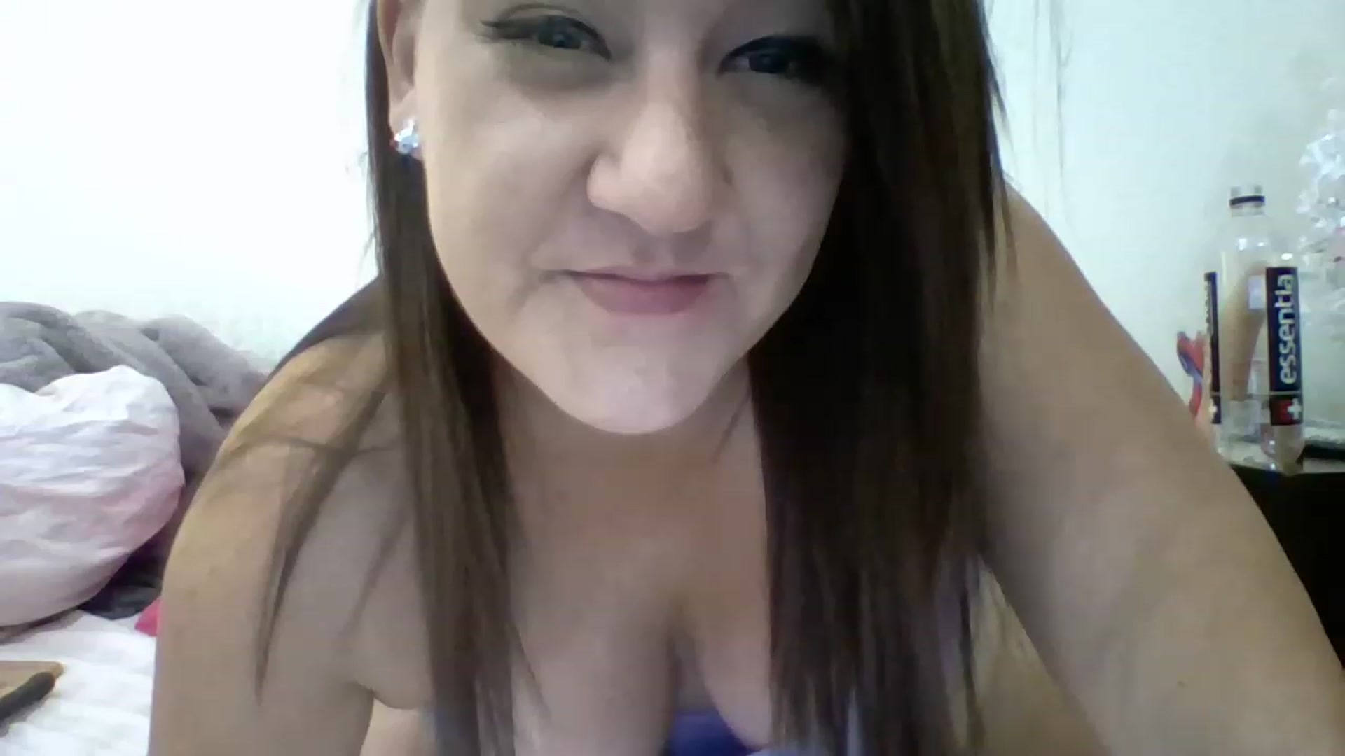 Gallery image thumbnail from Kenzie_leigh's myfreecams stream on, 12/11/2022, 22:26 image 20 of 20