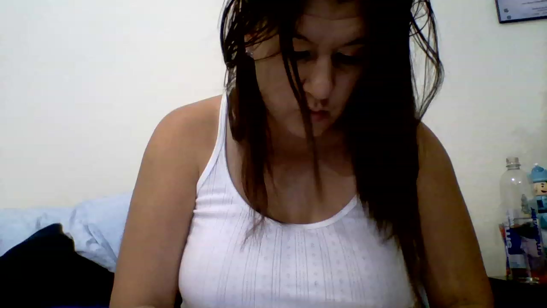 Gallery image thumbnail from Kenzie_leigh's myfreecams stream on, 12/20/2022, 18:33 image 14 of 20