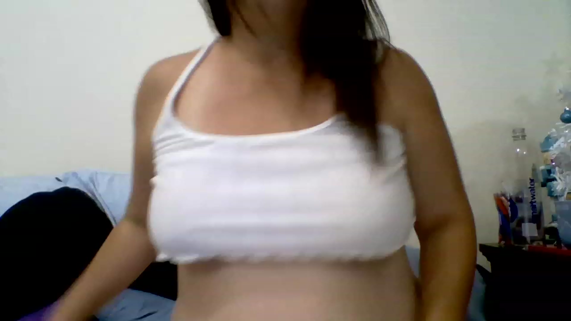 Gallery image thumbnail from Kenzie_leigh's myfreecams stream on, 12/20/2022, 20:36 image 8 of 20