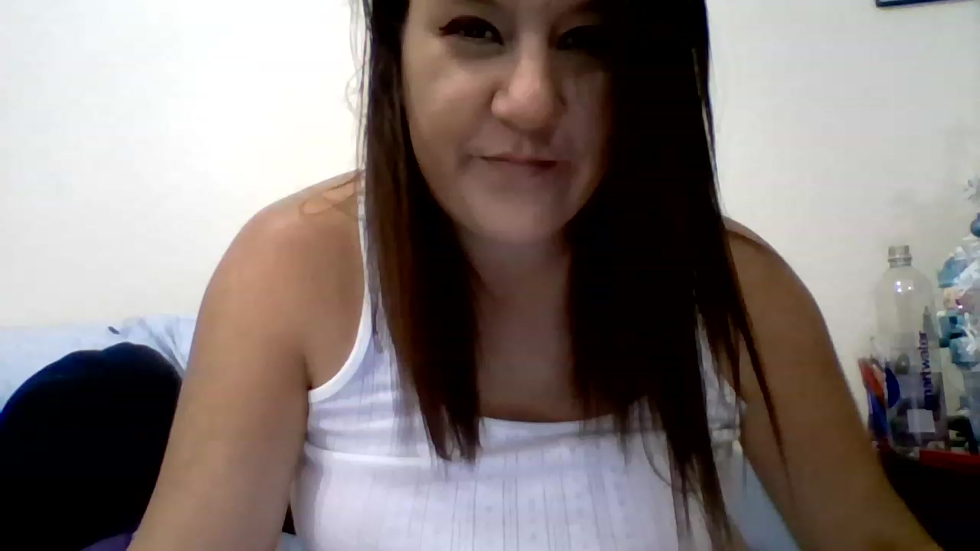 Gallery image thumbnail from Kenzie_leigh's myfreecams stream on, 12/20/2022, 20:36 image 9 of 20
