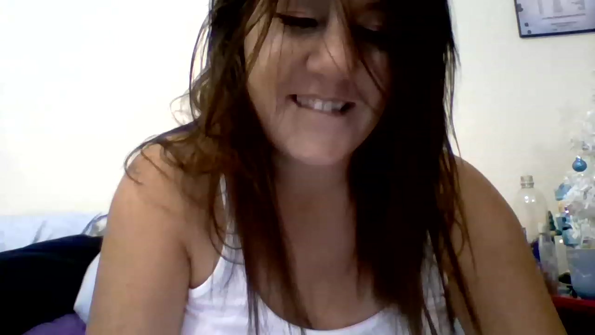 Gallery image thumbnail from Kenzie_leigh's myfreecams stream on, 12/20/2022, 22:08 image 6 of 20