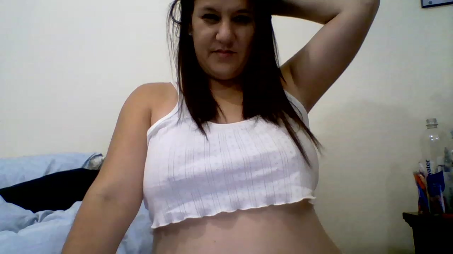 Gallery image thumbnail from Kenzie_leigh's myfreecams stream on, 12/20/2022, 23:03 image 9 of 20