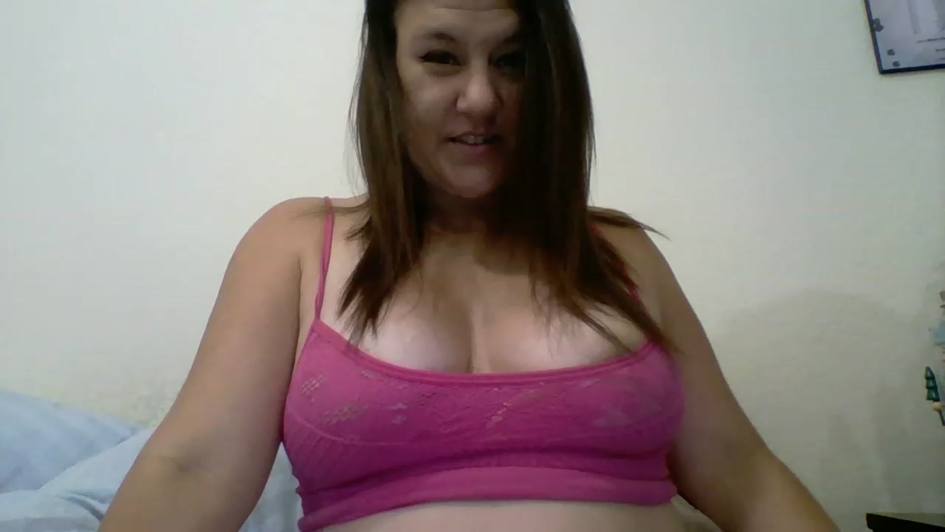 Gallery image thumbnail from Kenzie_leigh's myfreecams stream on, 12/27/2022, 19:50 image 20 of 20