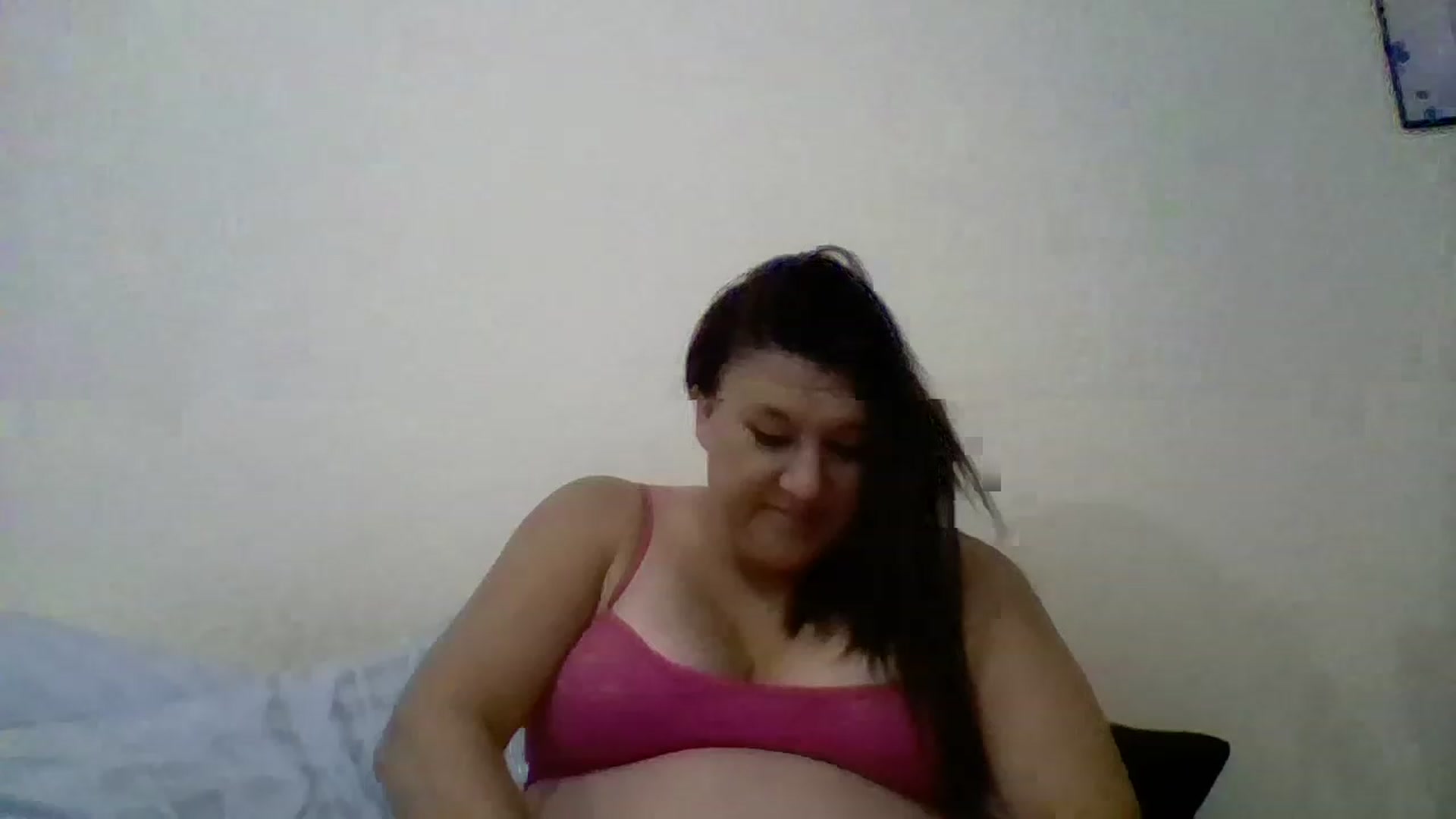 Gallery image thumbnail from Kenzie_leigh's myfreecams stream on, 12/27/2022, 19:50 image 4 of 20