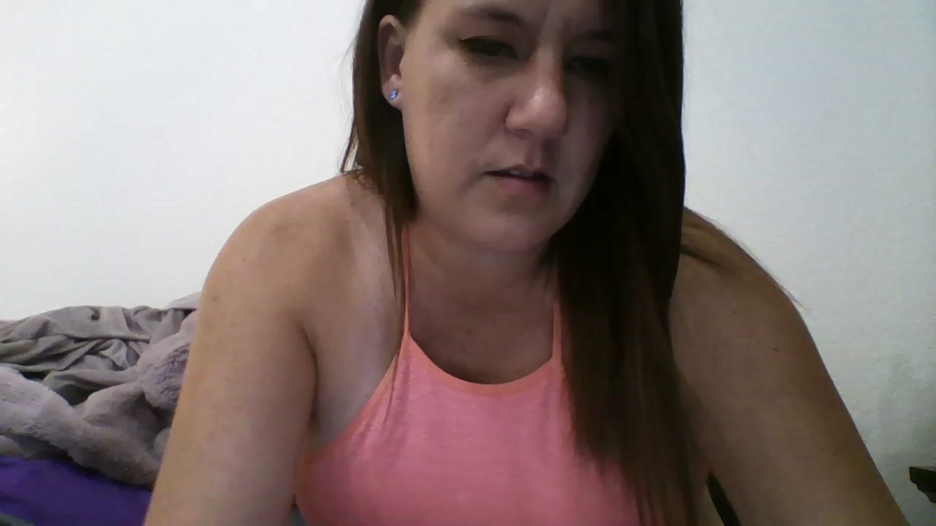 Gallery image thumbnail from Kenzie_leigh's myfreecams stream on, 12/30/2022, 22:23 image 2 of 20
