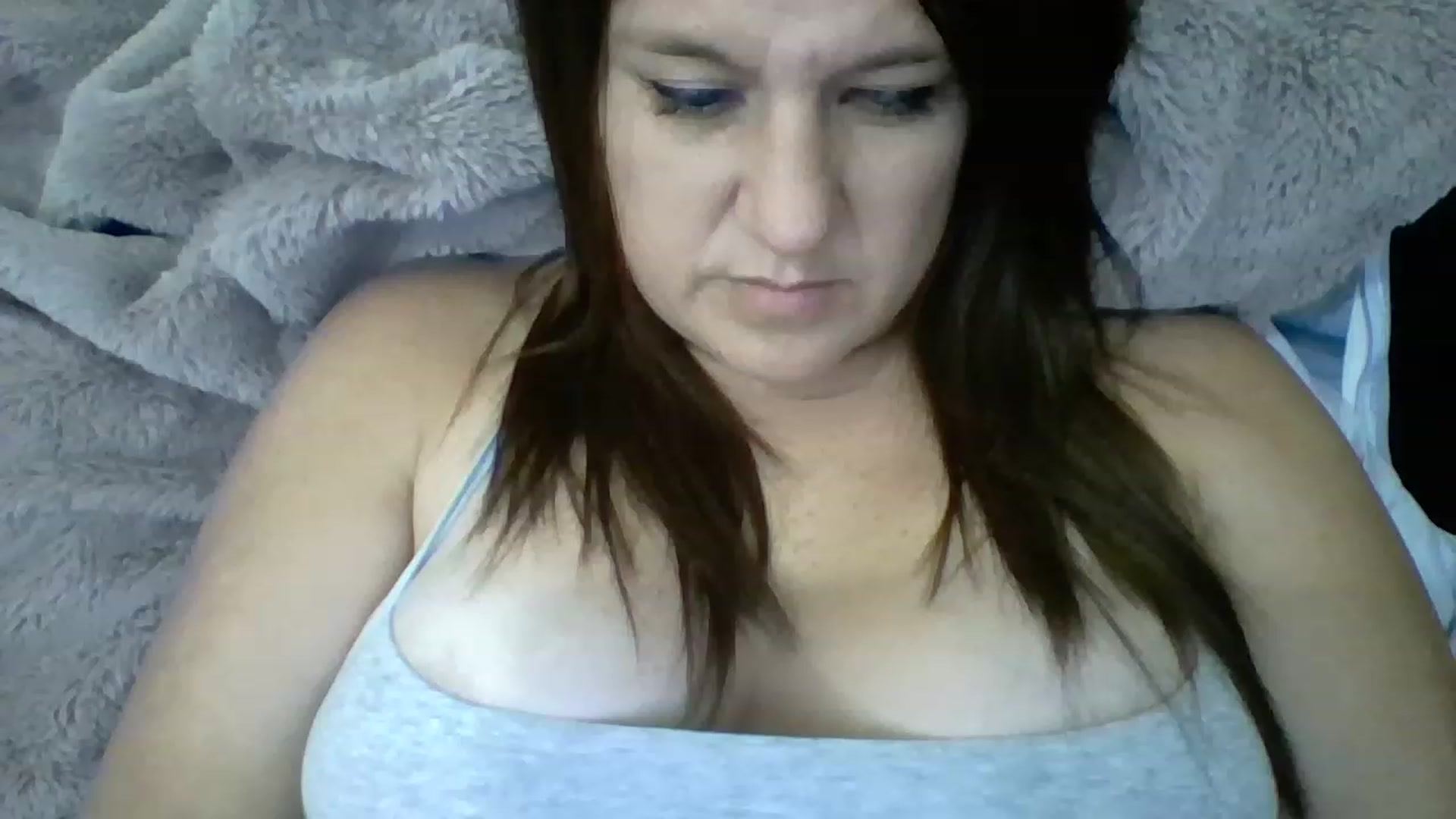 Gallery image thumbnail from Kenzie_leigh's myfreecams stream on, 12/31/2022, 21:16 image 12 of 20