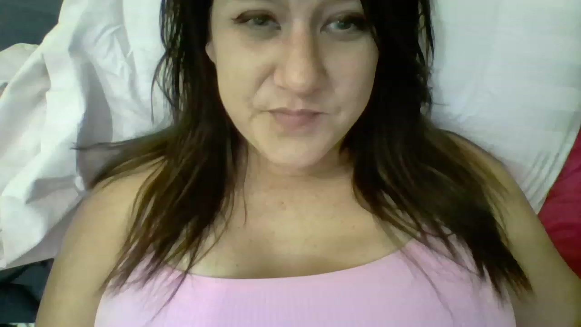 Gallery image thumbnail from Kenzie_leigh's myfreecams stream on, 01/03/2023, 21:55 image 9 of 20