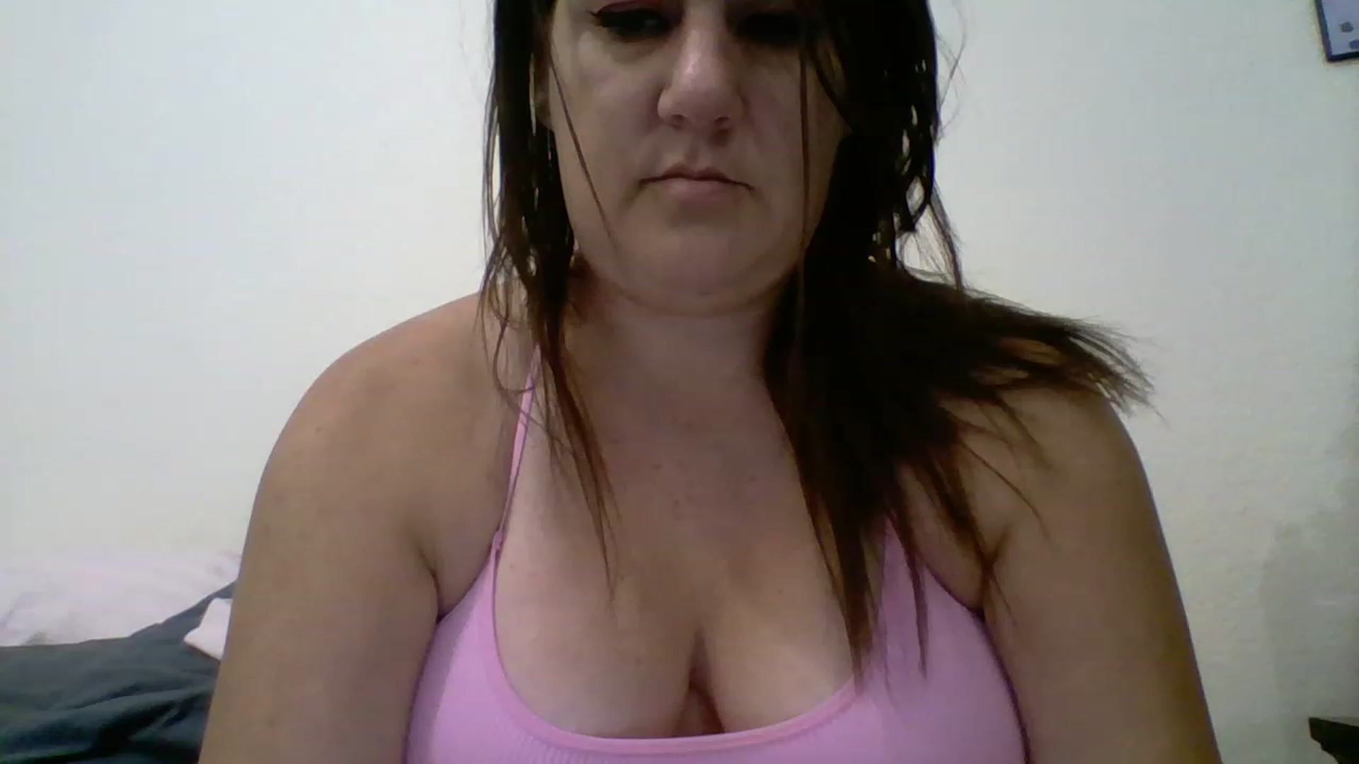 Gallery image thumbnail from Kenzie_leigh's myfreecams stream on, 01/03/2023, 21:55 image 2 of 20