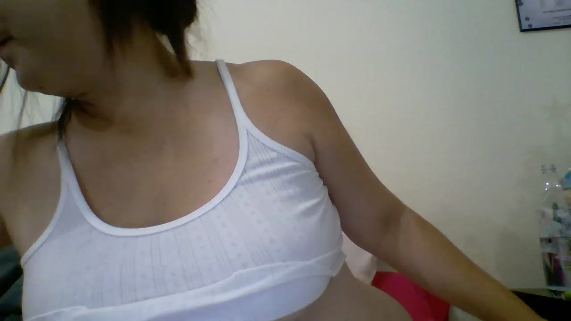 Gallery image thumbnail from Kenzie_leigh's myfreecams stream on, 01/04/2023, 18:19 image 6 of 20