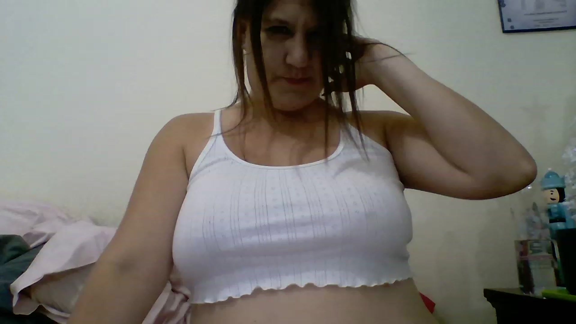 Gallery image thumbnail from Kenzie_leigh's myfreecams stream on, 01/04/2023, 18:19 image 14 of 20