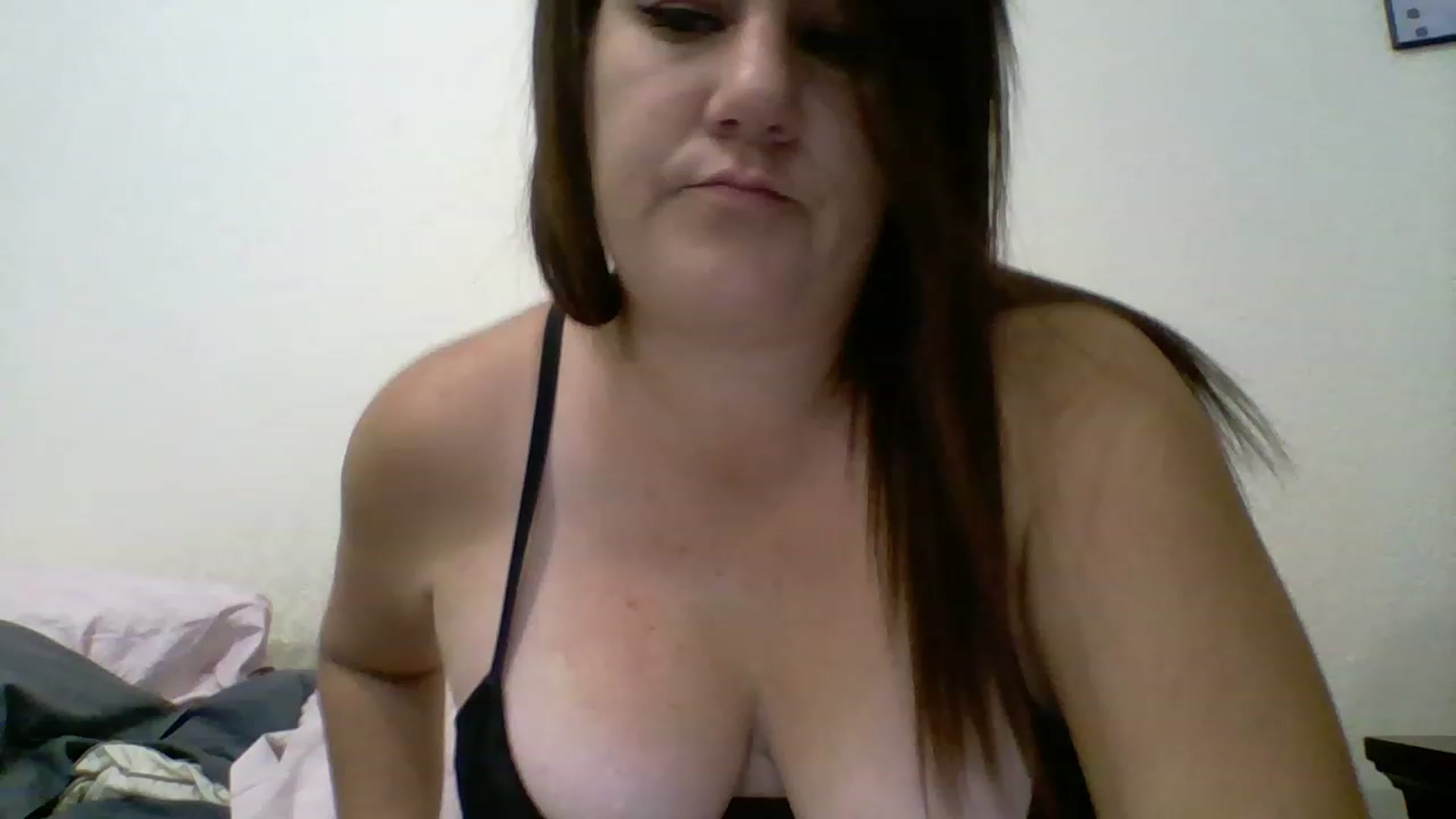 Gallery image thumbnail from Kenzie_leigh's myfreecams stream on, 01/06/2023, 20:19 image 2 of 20