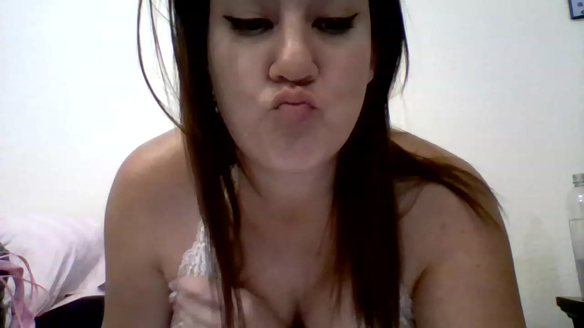 Gallery image thumbnail from Kenzie_leigh's myfreecams stream on, 01/15/2023, 19:27 image 19 of 20