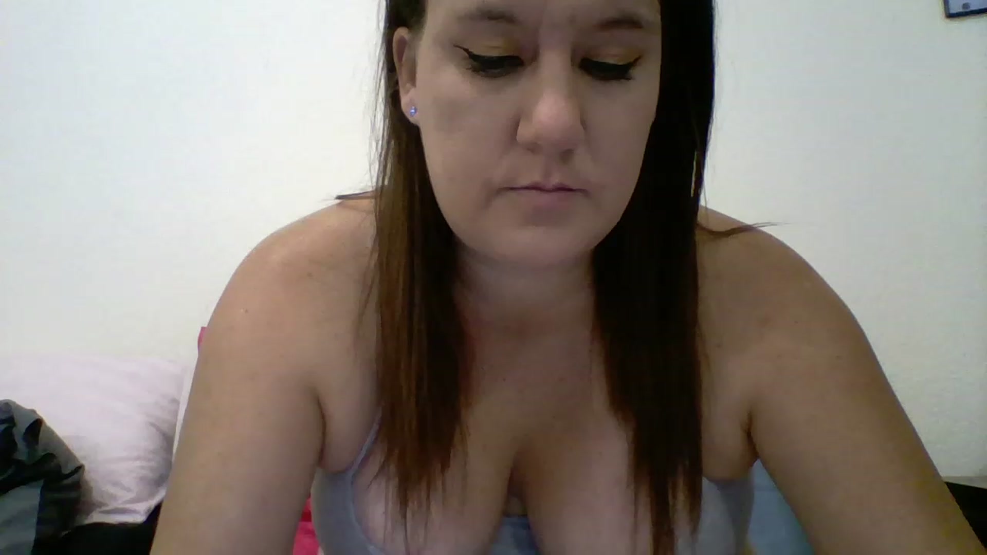 Gallery image thumbnail from Kenzie_leigh's myfreecams stream on, 01/16/2023, 21:17 image 4 of 20