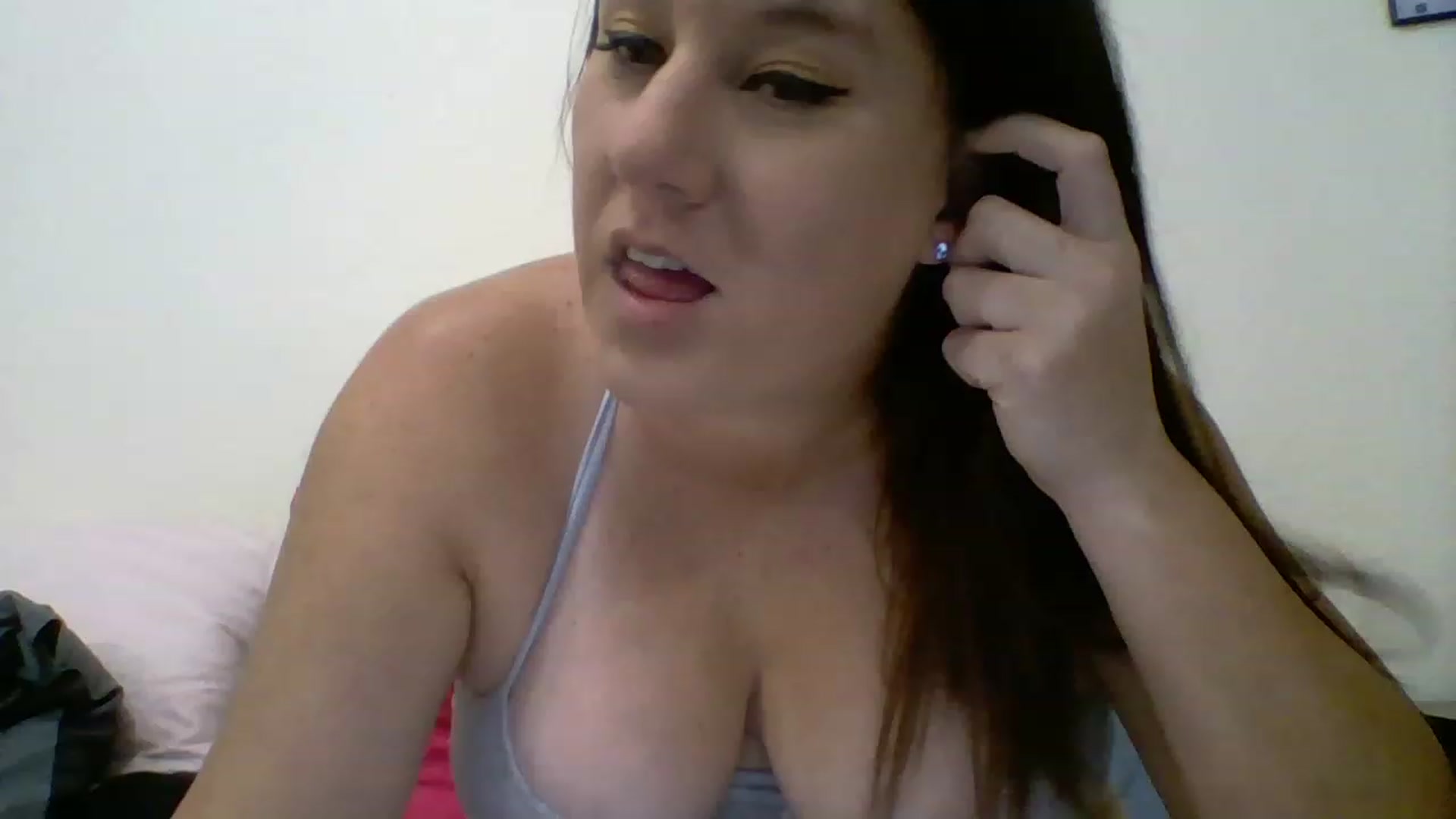 Gallery image thumbnail from Kenzie_leigh's myfreecams stream on, 01/16/2023, 21:17 image 9 of 20