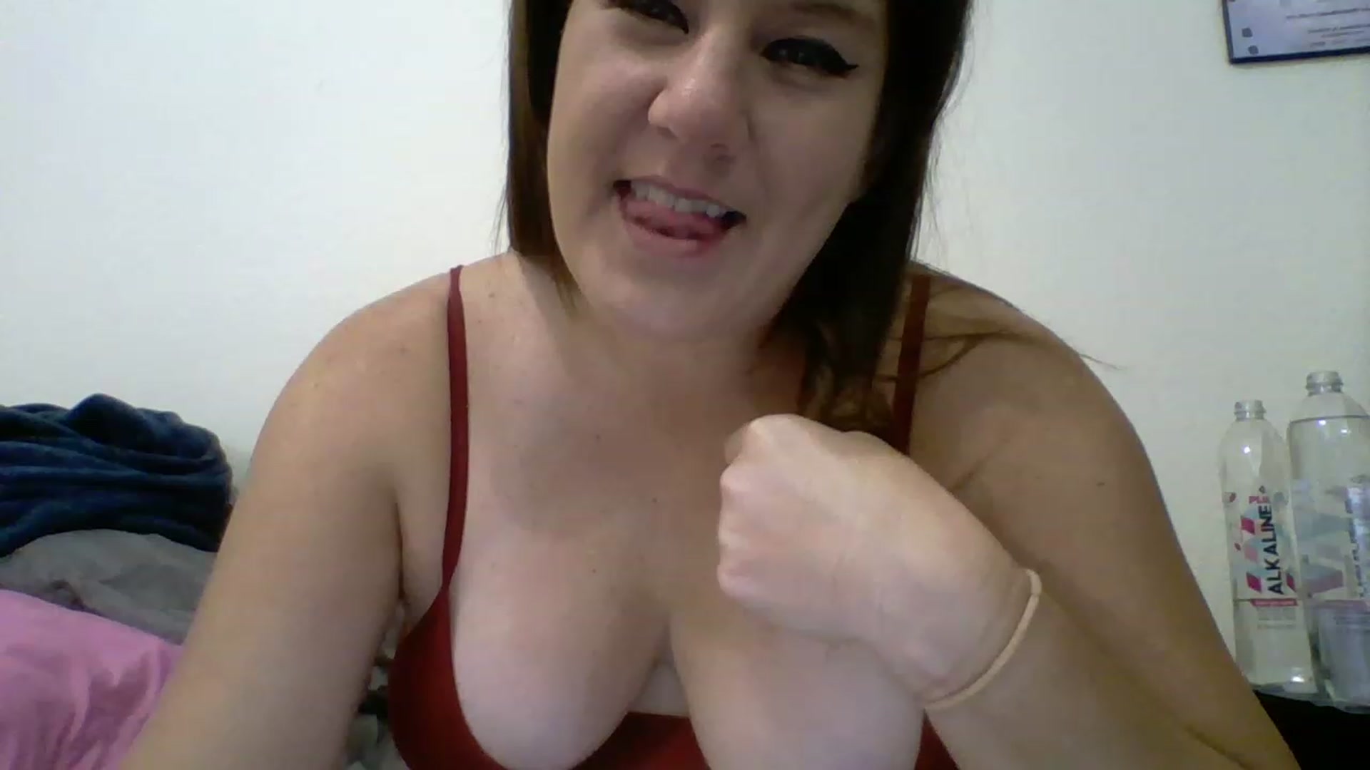 Gallery image thumbnail from Kenzie_leigh's myfreecams stream on, 01/29/2023, 17:45 image 6 of 20