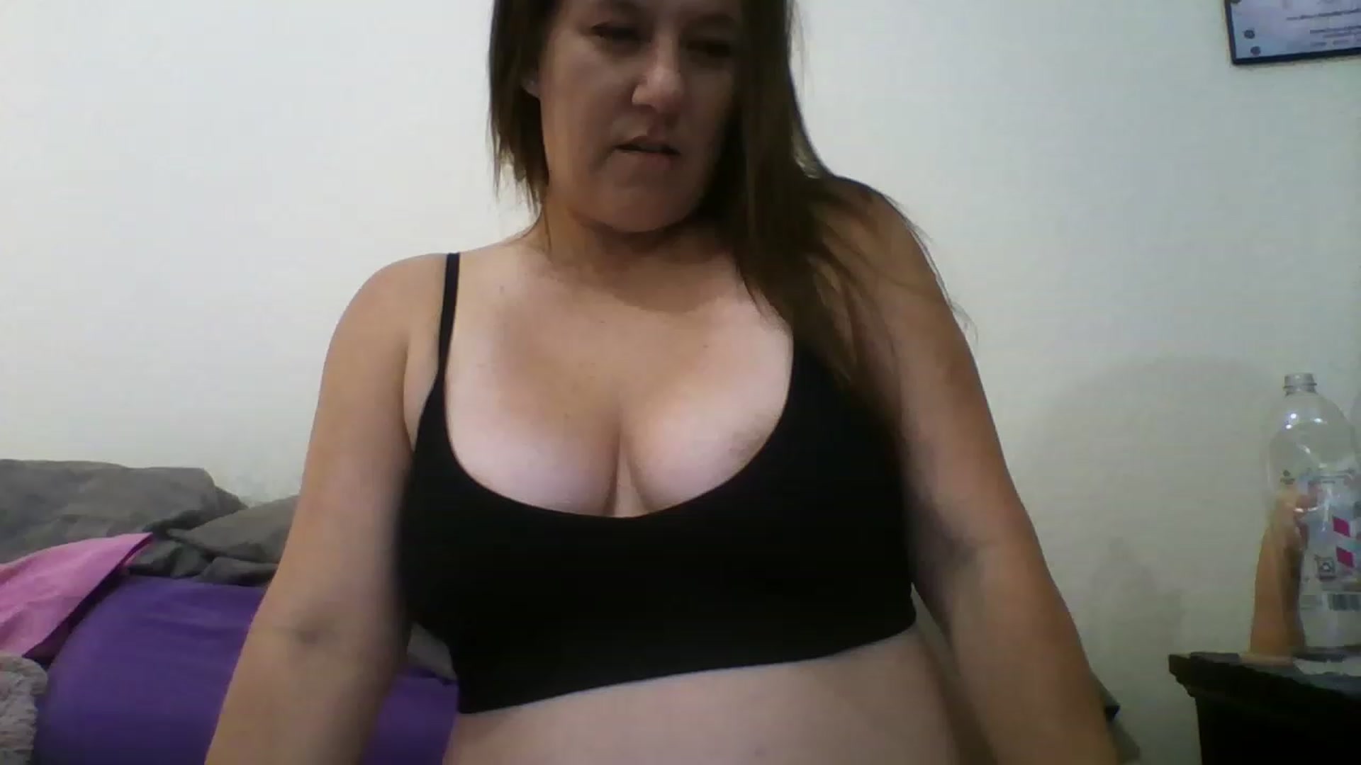 Gallery image thumbnail from Kenzie_leigh's myfreecams stream on, 02/02/2023, 20:33 image 1 of 20