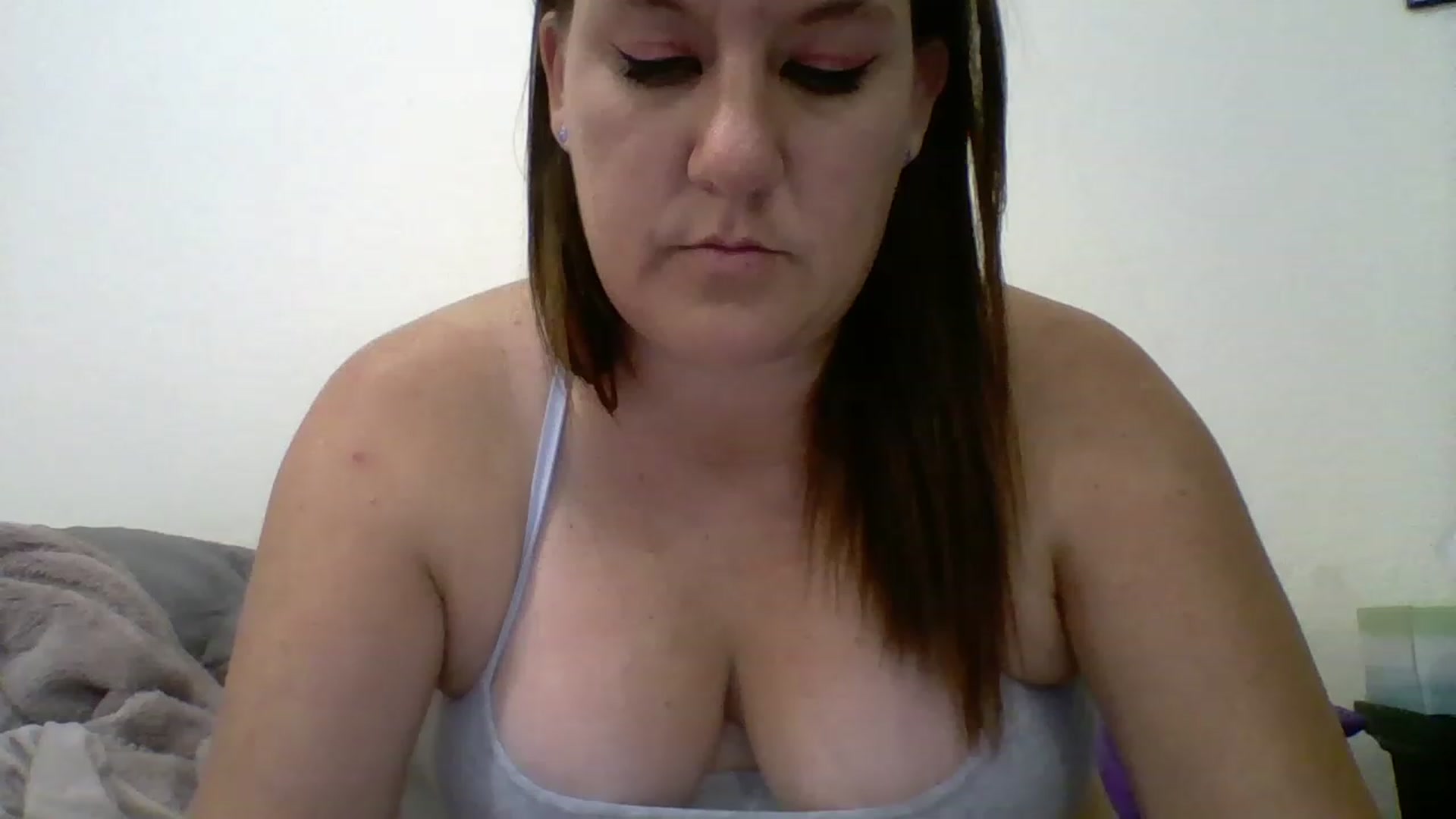 Gallery image thumbnail from Kenzie_leigh's myfreecams stream on, 02/07/2023, 22:27 image 9 of 20