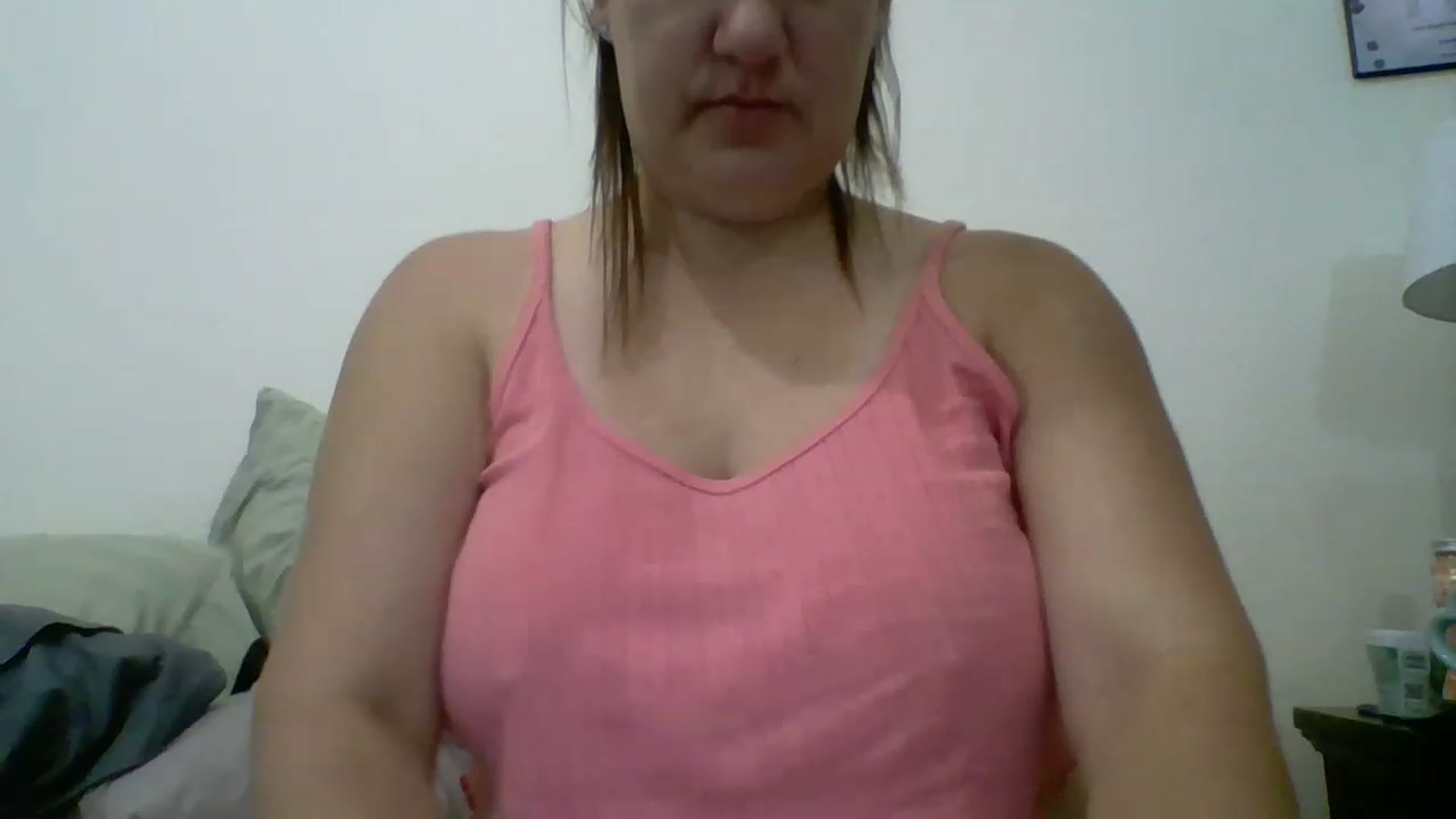 Gallery image thumbnail from Kenzie_leigh's myfreecams stream on, 03/27/2023, 17:35 image 12 of 20