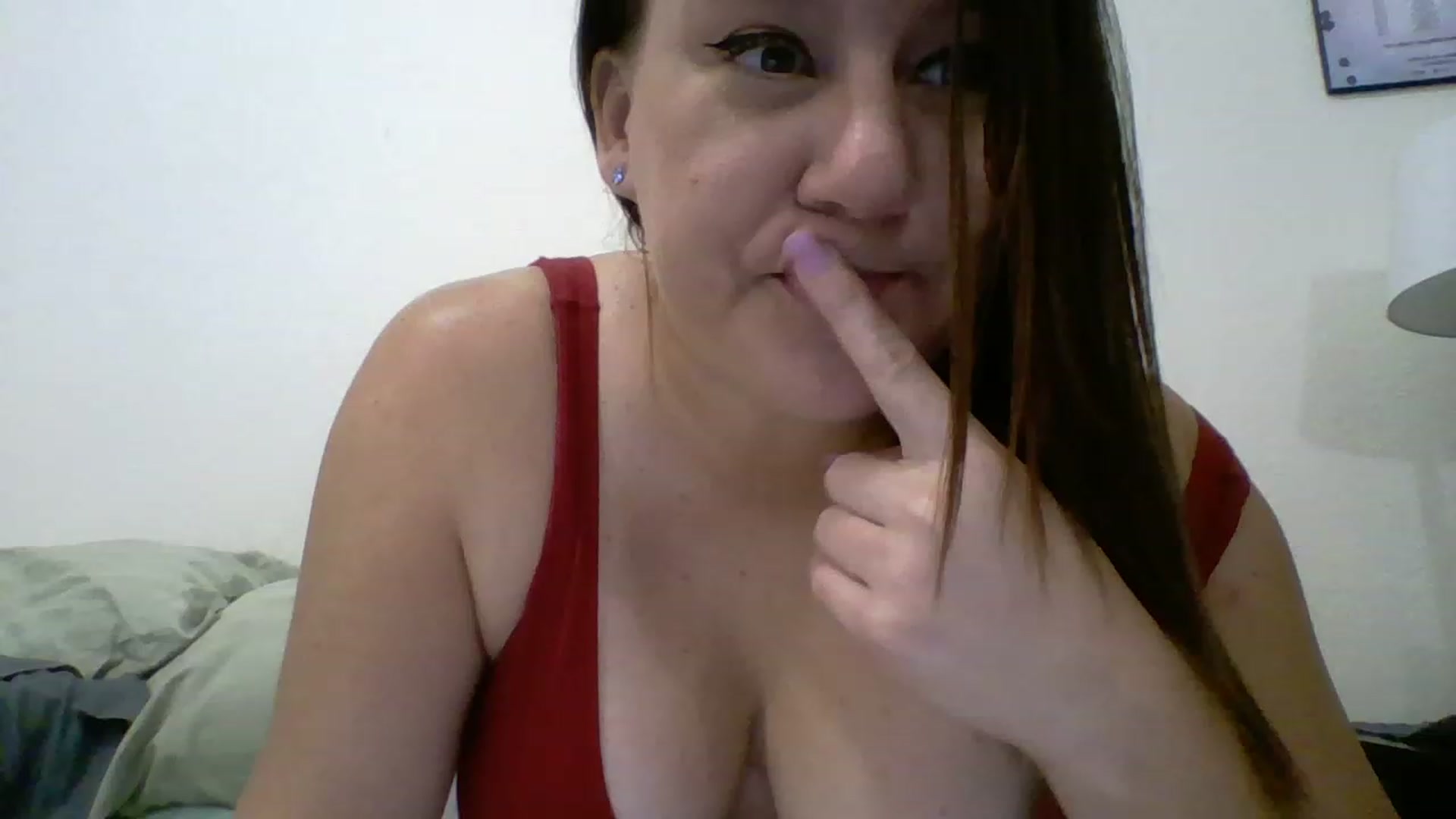Gallery image thumbnail from Kenzie_leigh's myfreecams stream on, 03/28/2023, 17:28 image 4 of 20