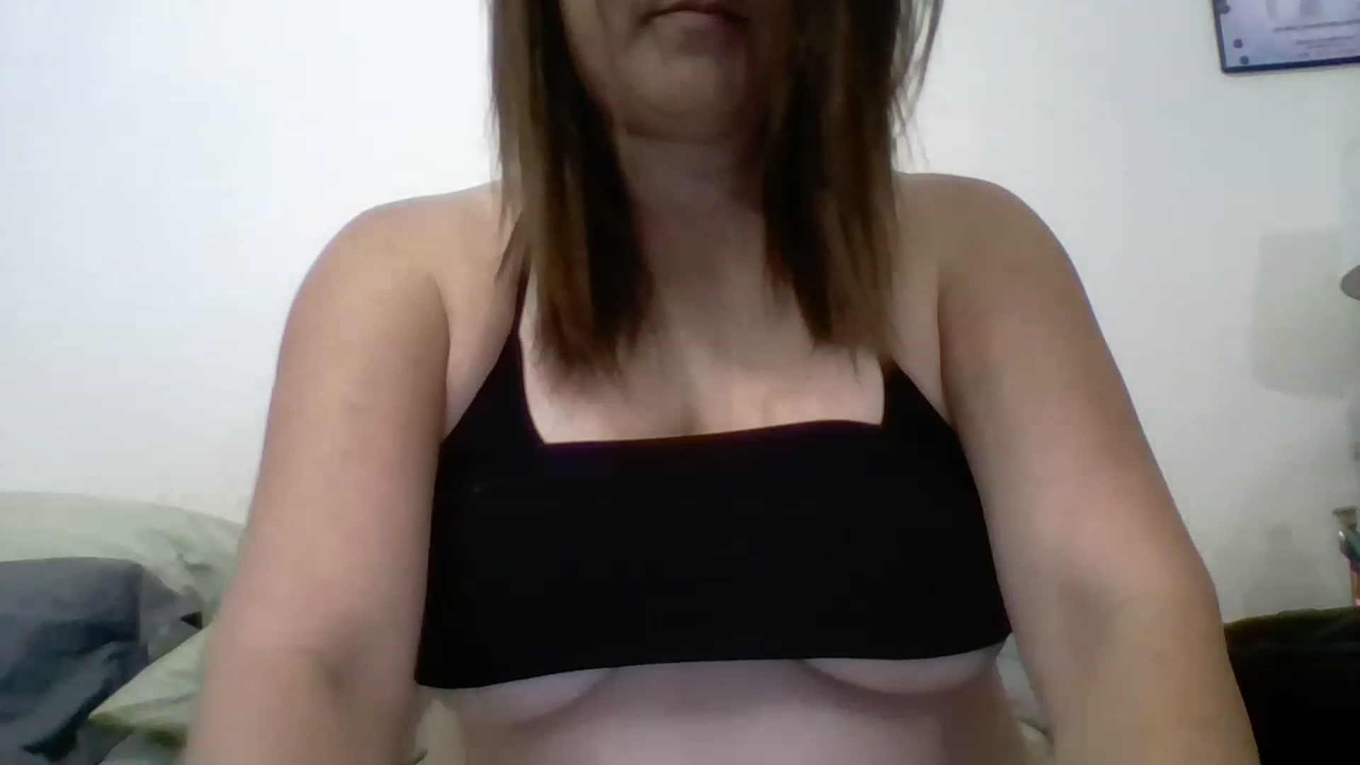 Gallery image thumbnail from Kenzie_leigh's myfreecams stream on, 04/02/2023, 18:37 image 19 of 20