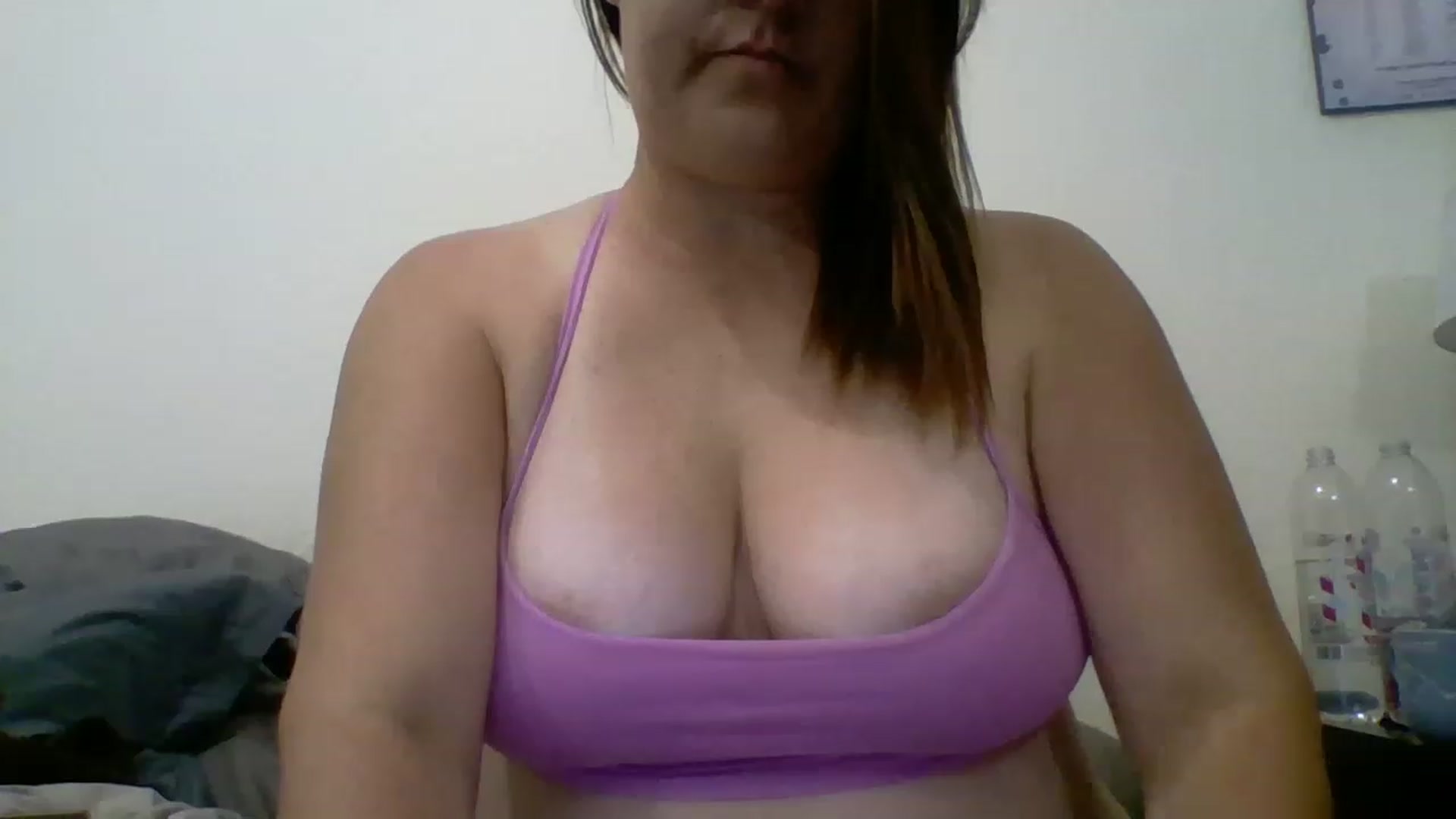 Gallery image thumbnail from Kenzie_leigh's myfreecams stream on, 04/24/2023, 19:20 image 7 of 20